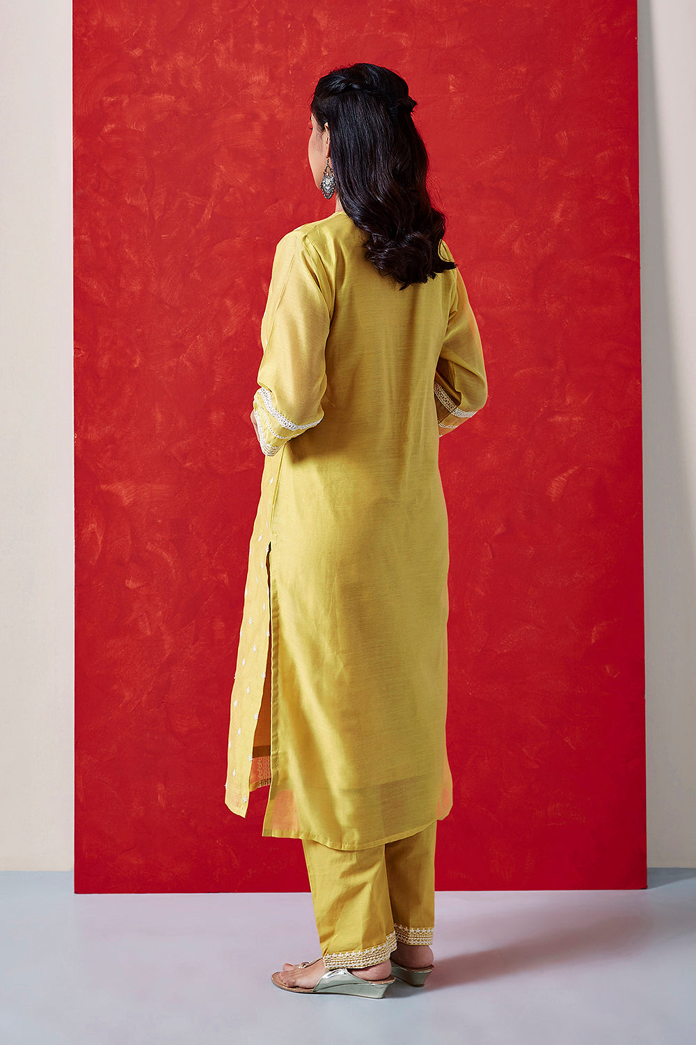 Zariya Yellow Embroidered Chanderi Suit Set | HER-388