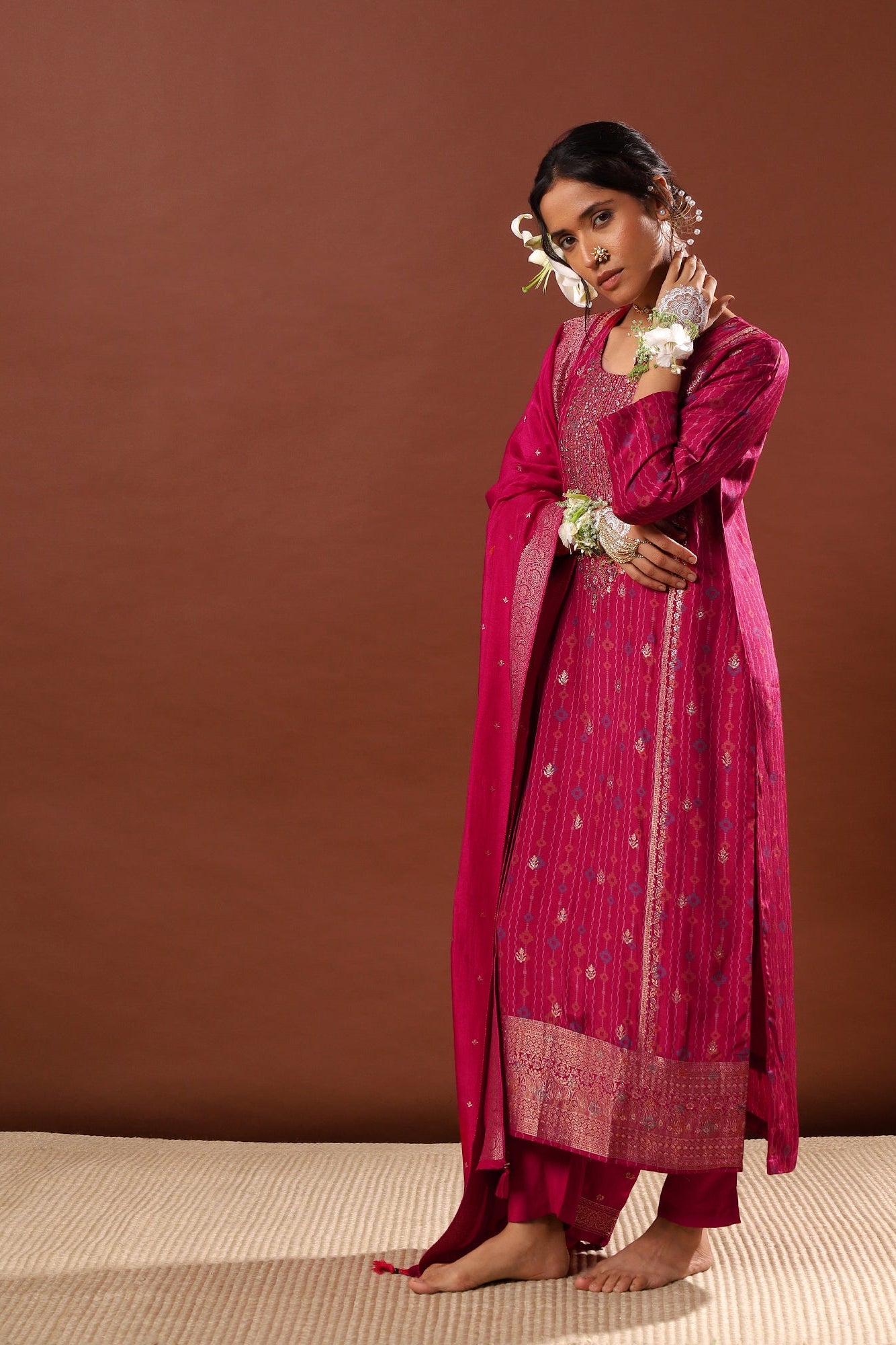 Gul Pink Dola Jacquard Suit Set | HER-484