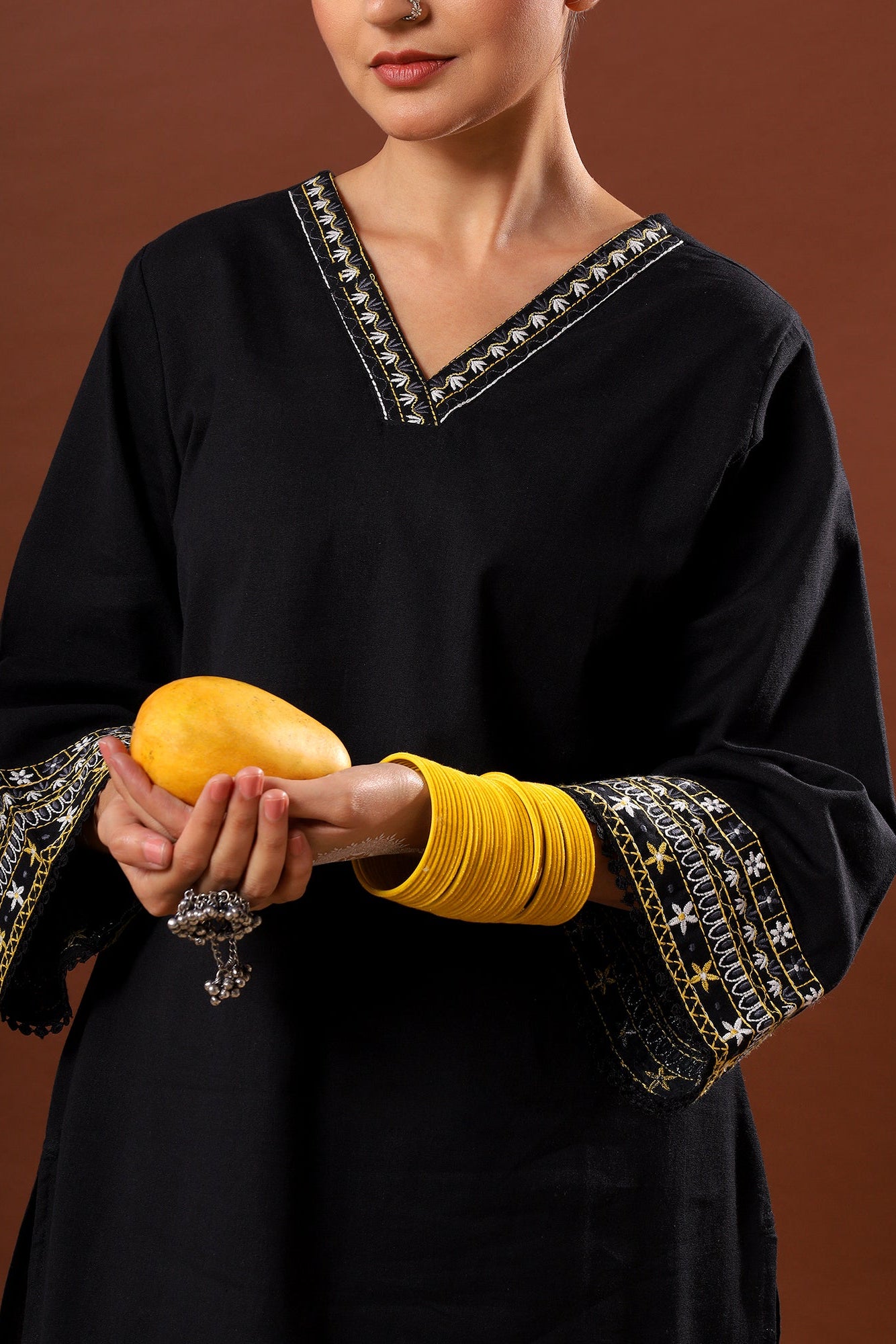 Nazaakat Linen Black Suit Set