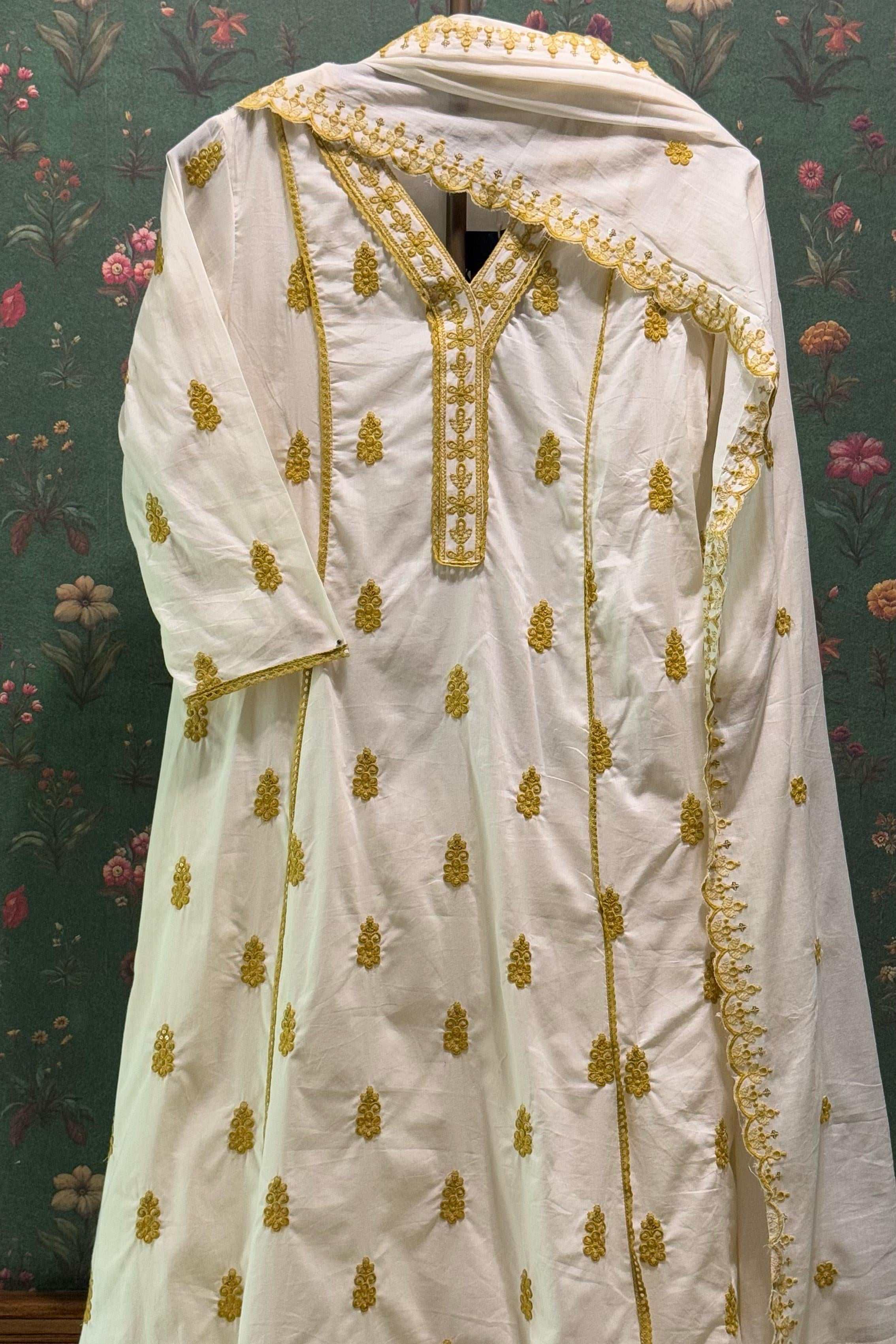 Ivory Cotton Charm Suit Se, Yellow | HER-514