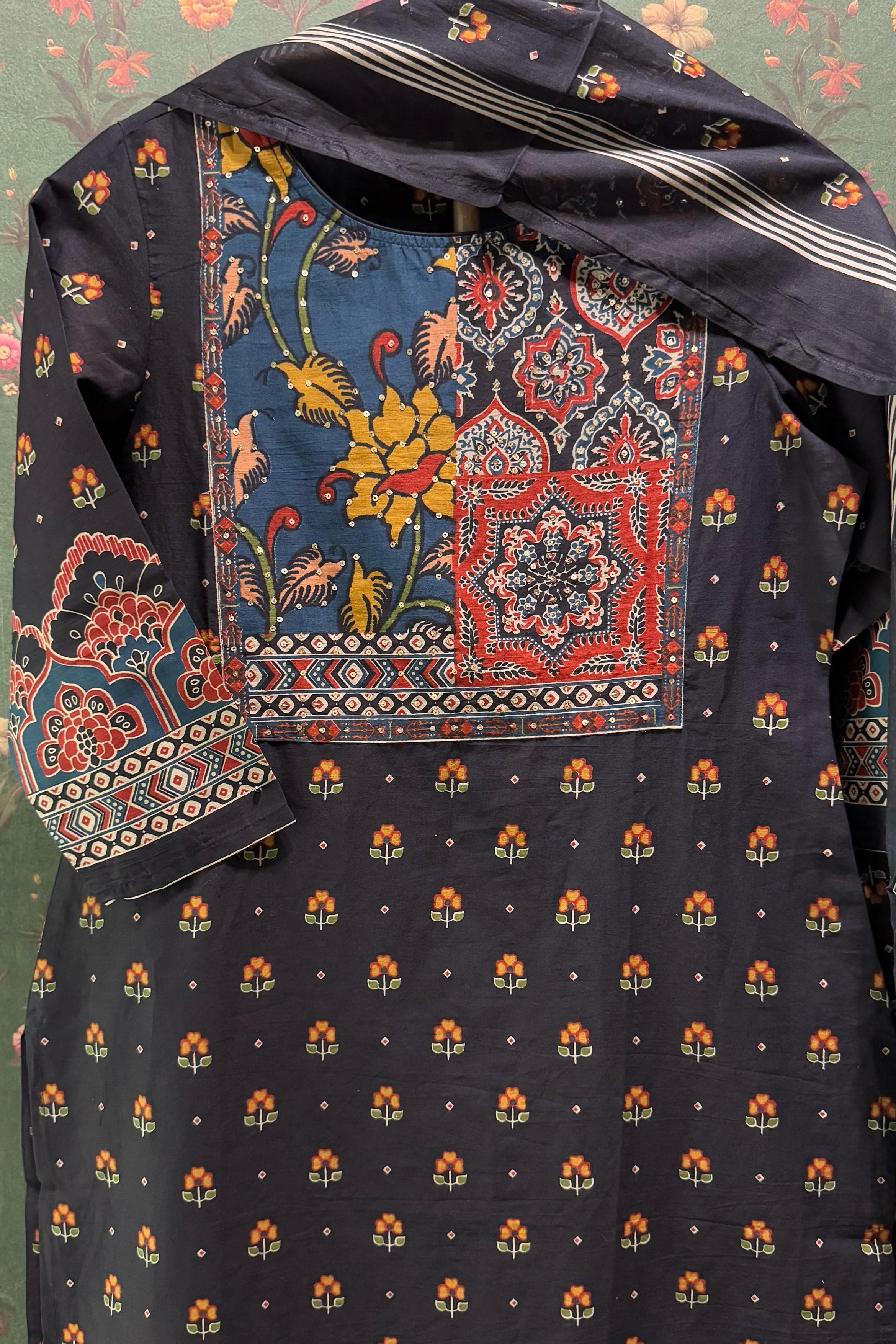 Black Straight fit Cotton Suit set