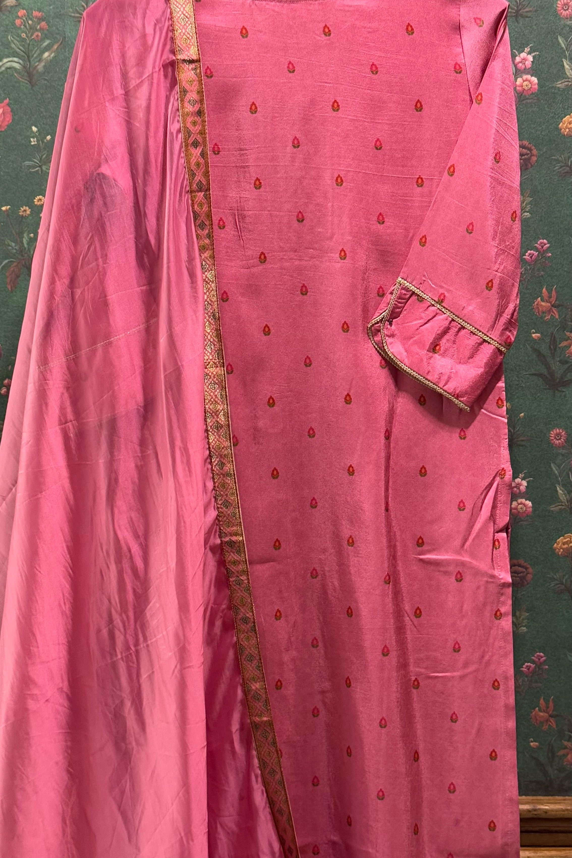 Rose Pink Dola Jacquard Embroidered Suit Set | HER-466