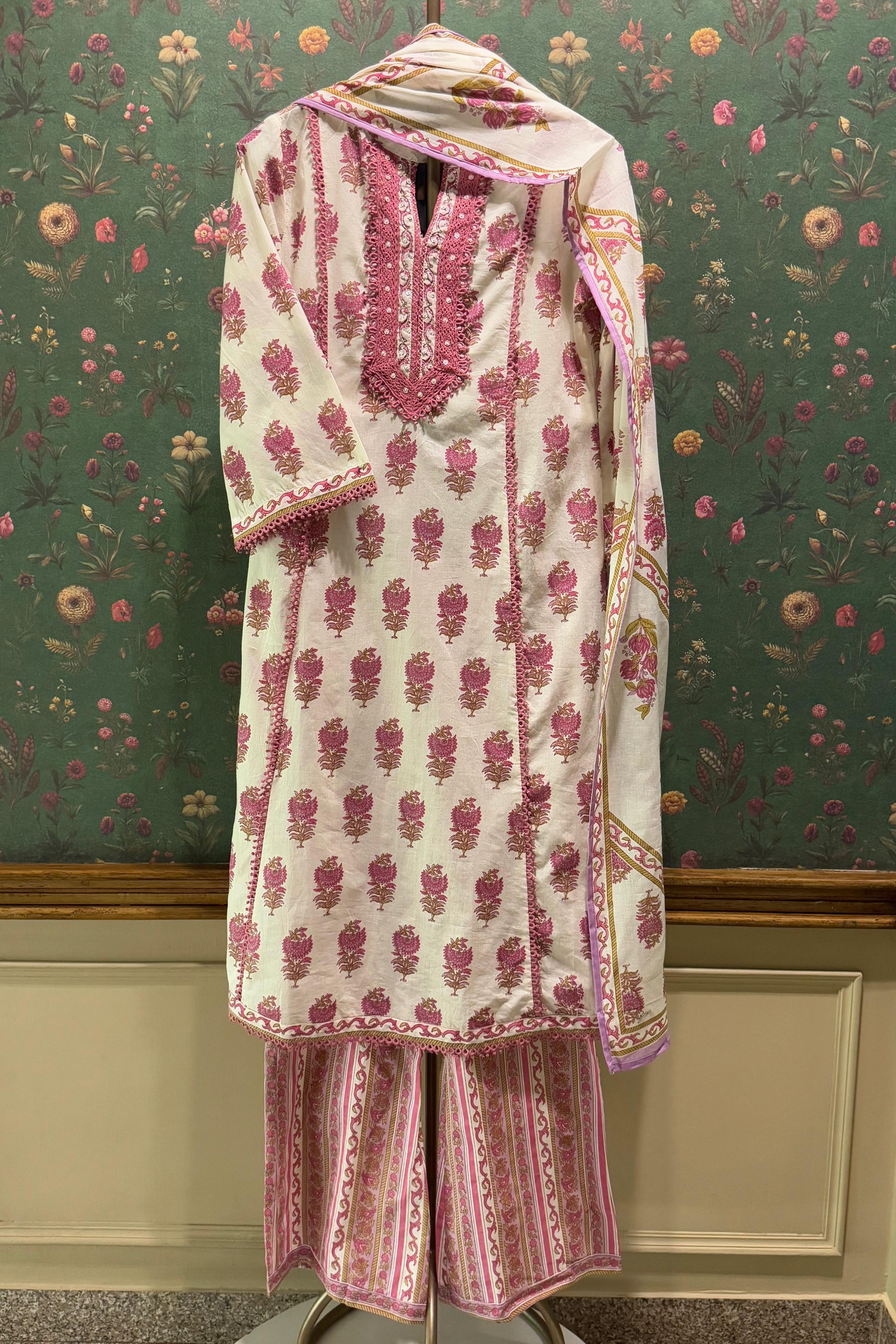 White & Pink Floral Cotton Suit Set