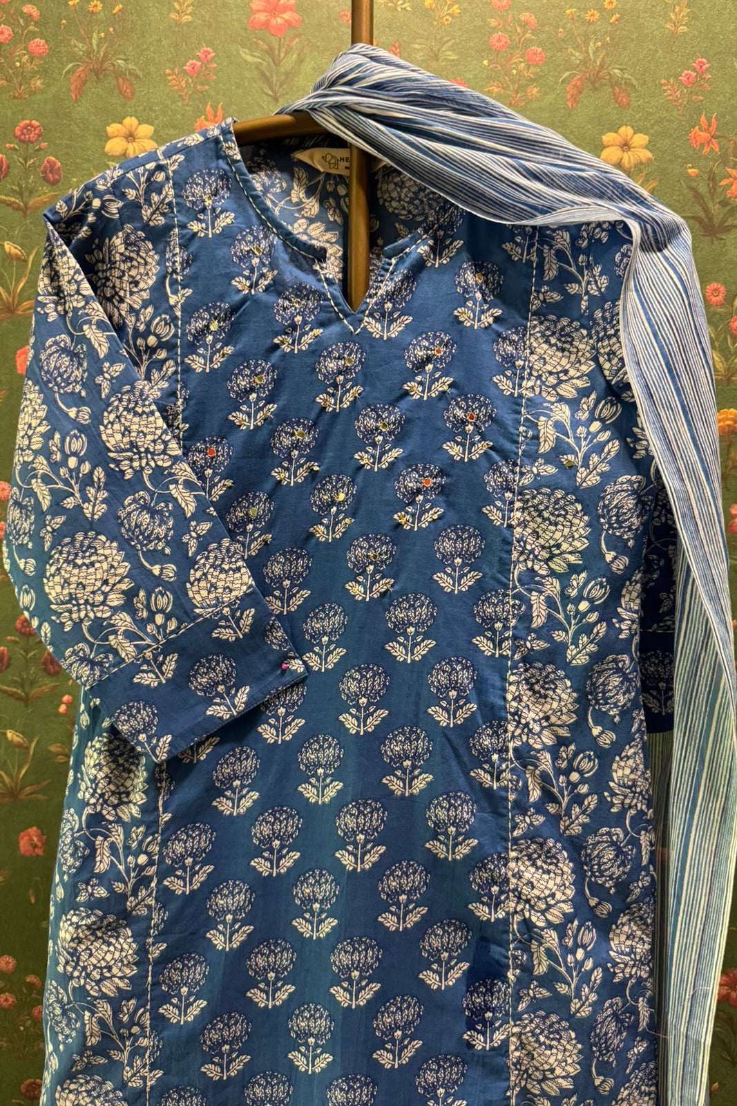 Royal Indigo Bloom Suit Set | HER-381