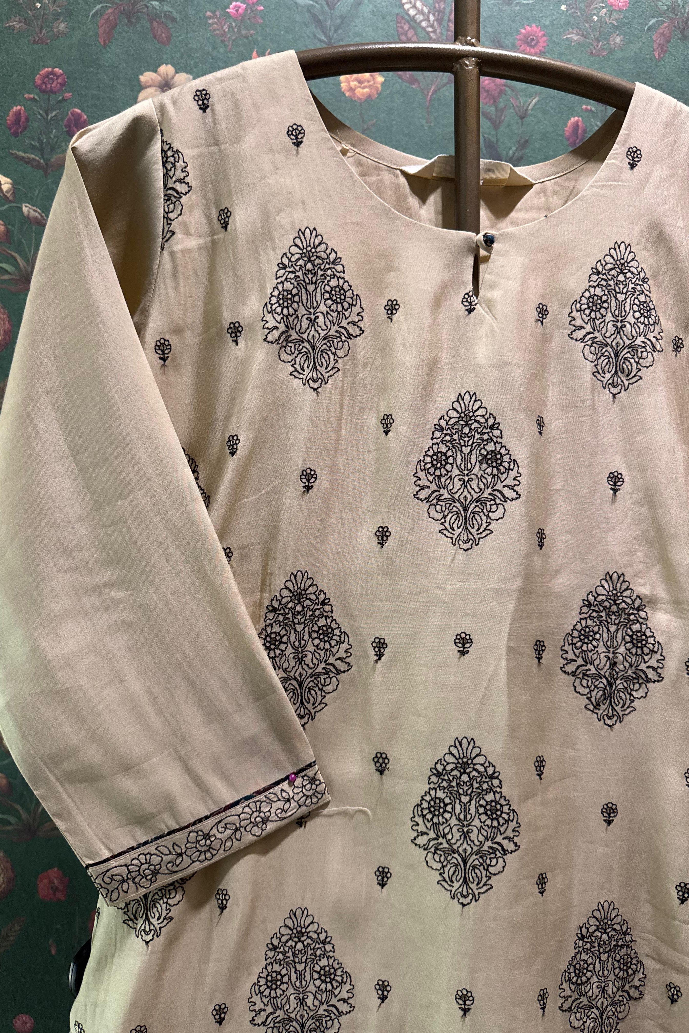 Beige Chanderi-Silk Suit Set,Ajrak Dupatta | HER-337