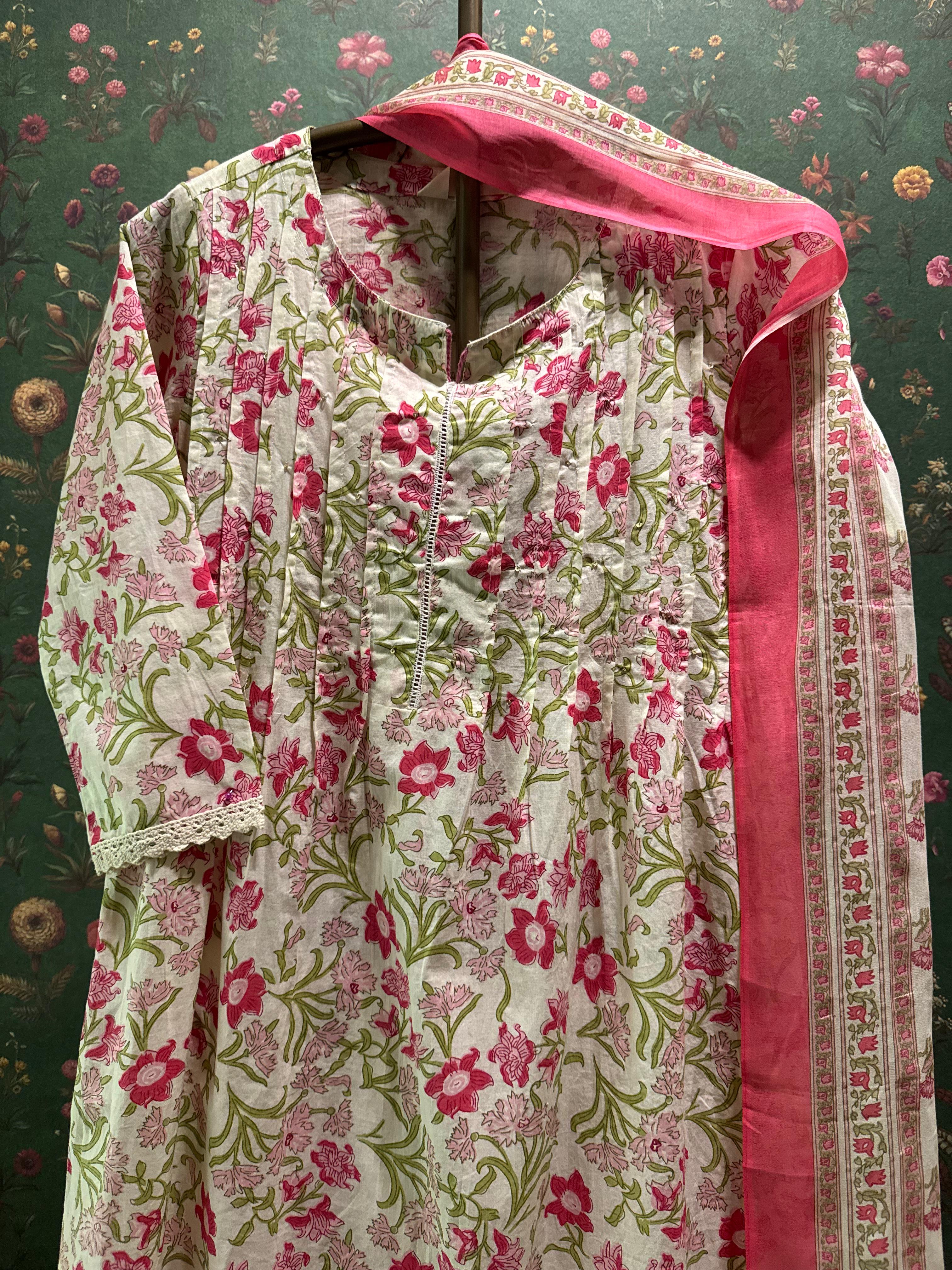 Phoolwari Pintuck Cotton Suit Set