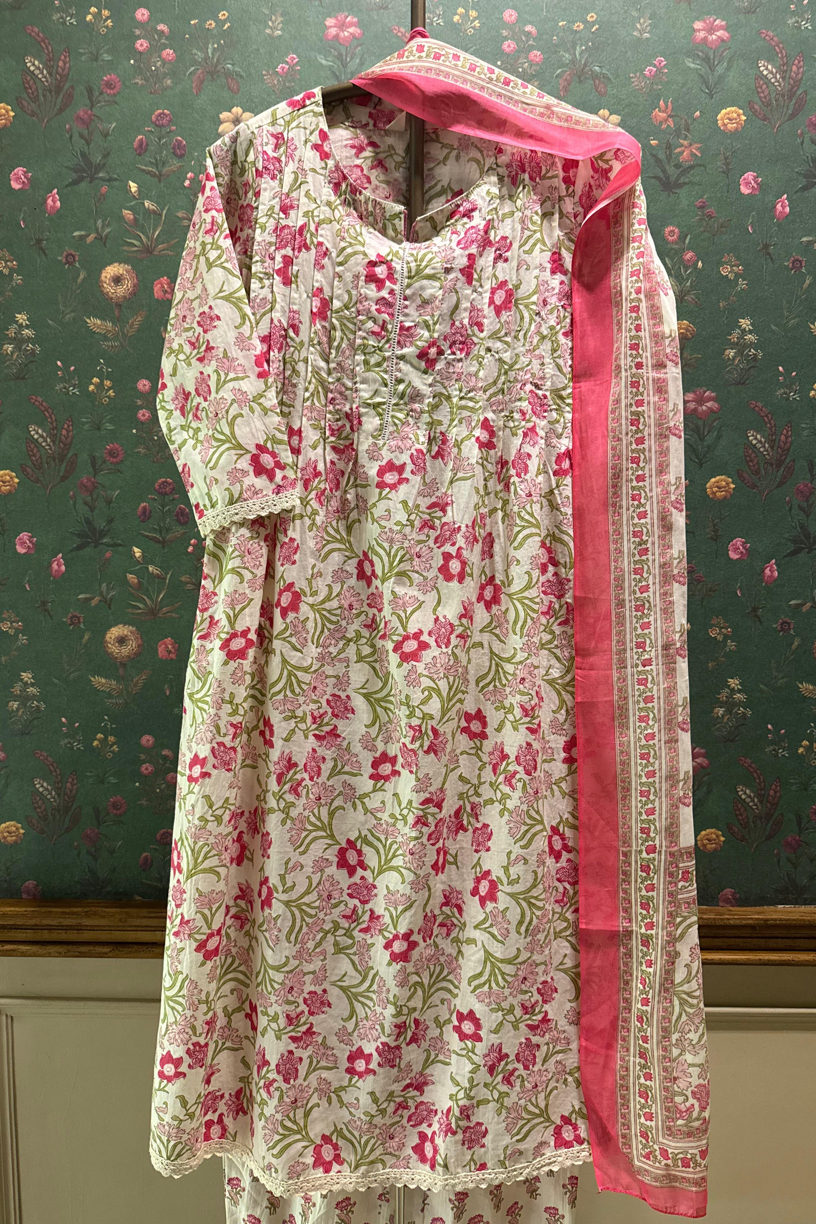 Phoolwari Pintuck Cotton Suit Set