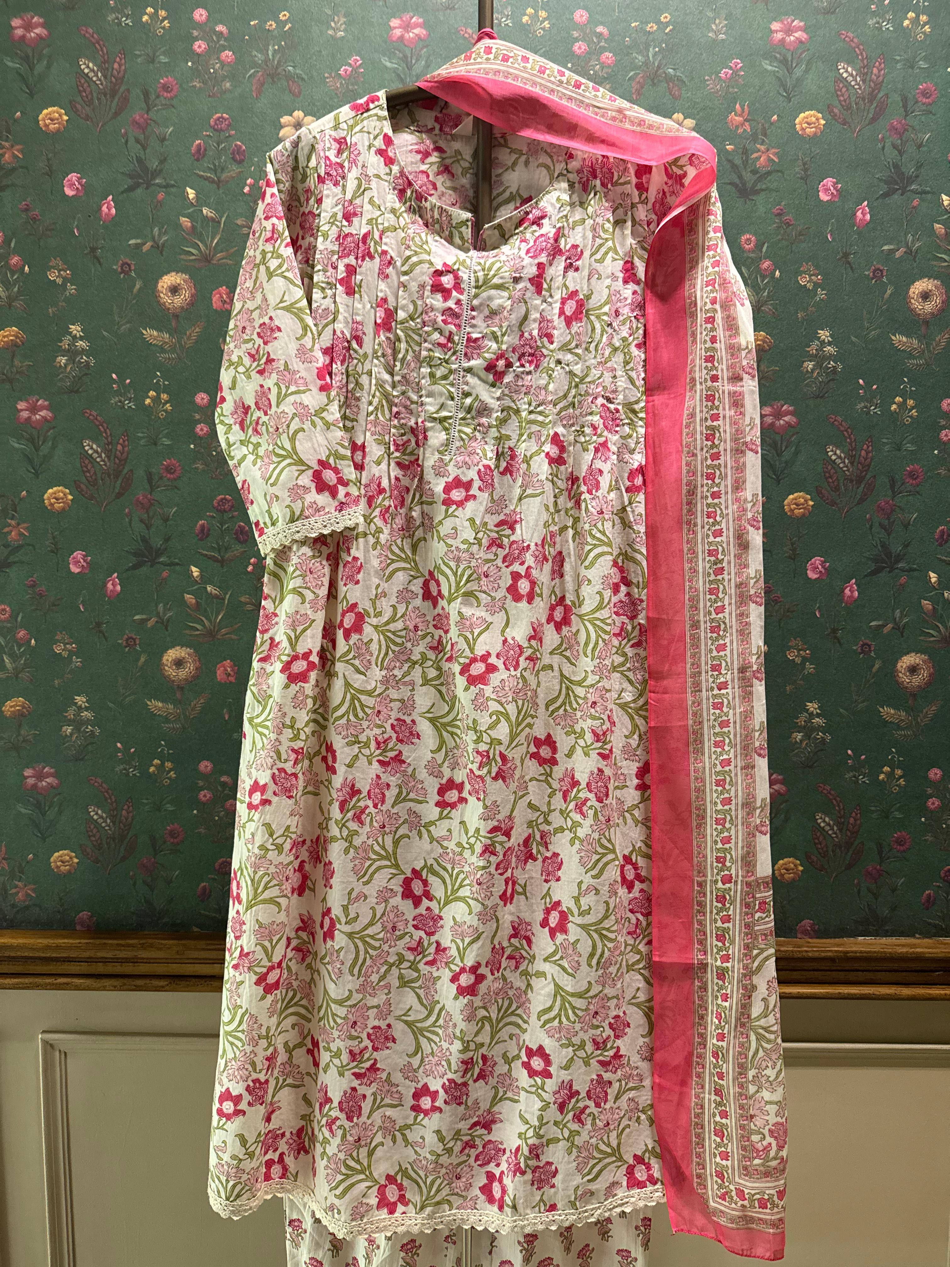 Phoolwari Pintuck Cotton Suit Set