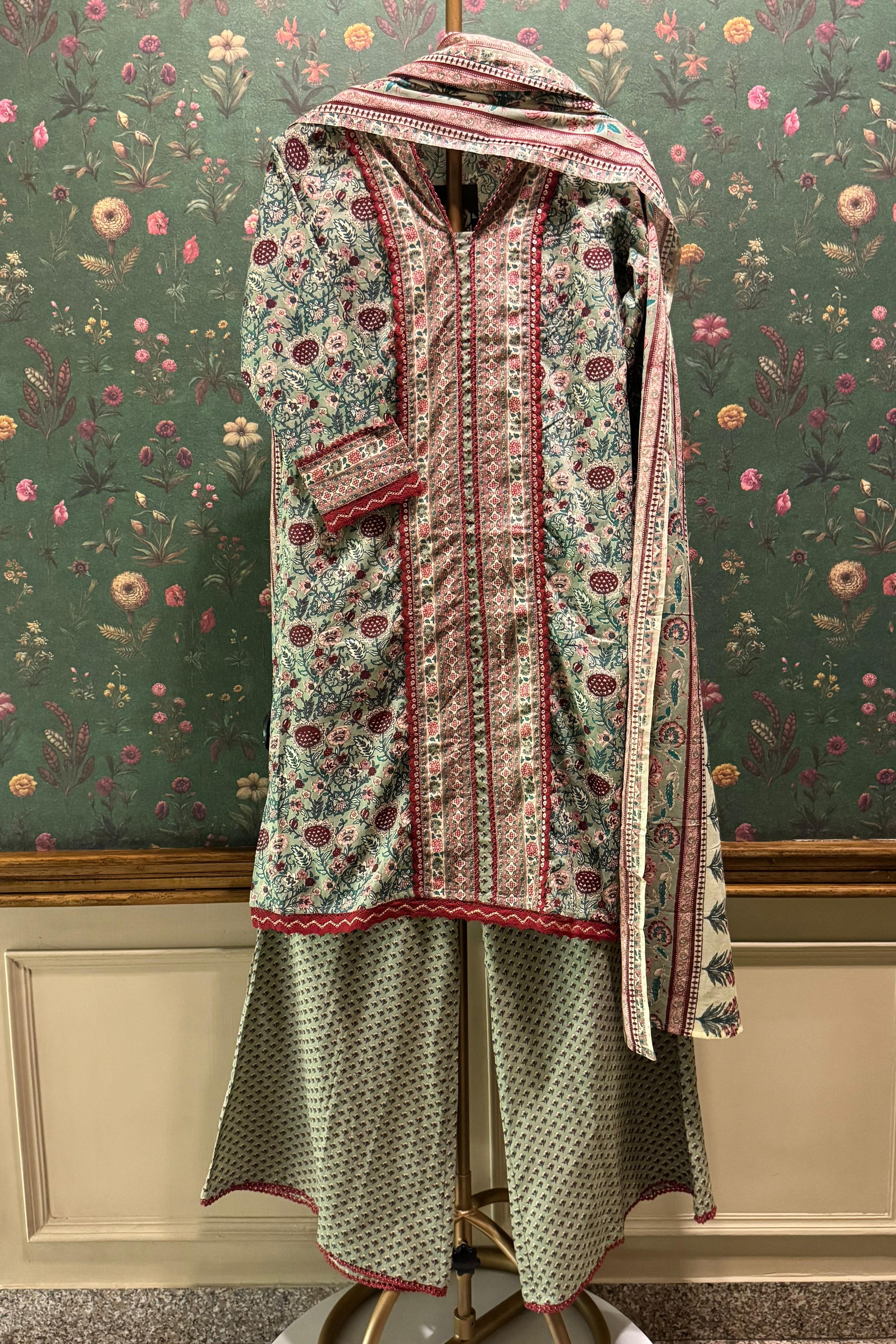 Vintage Bloom Printed Suit Set