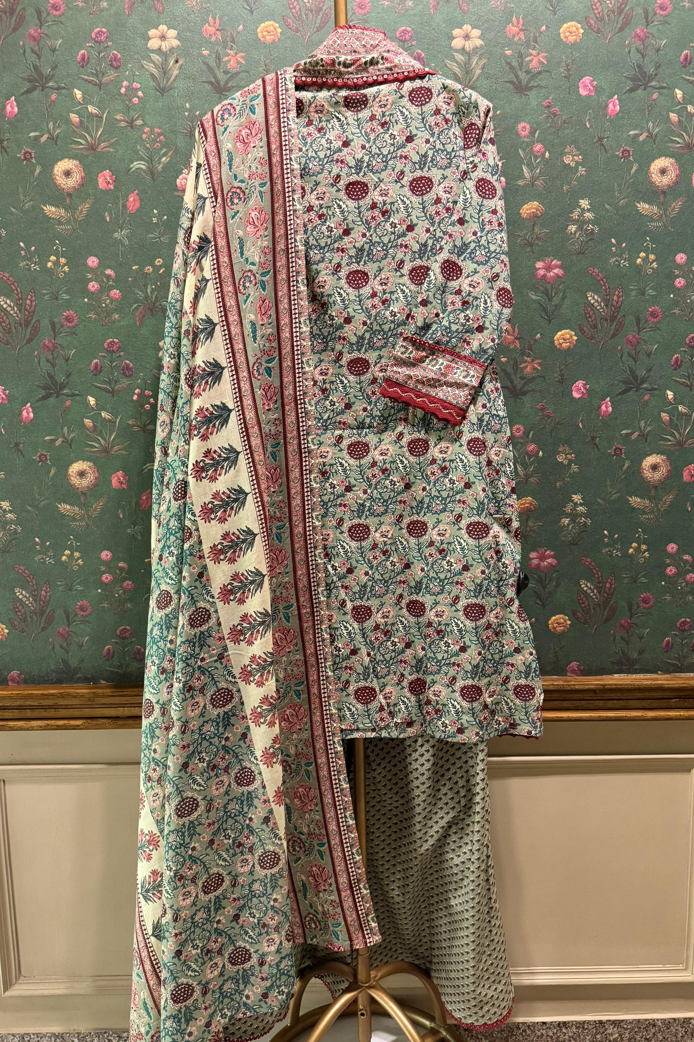 Vintage Bloom Printed Suit Set