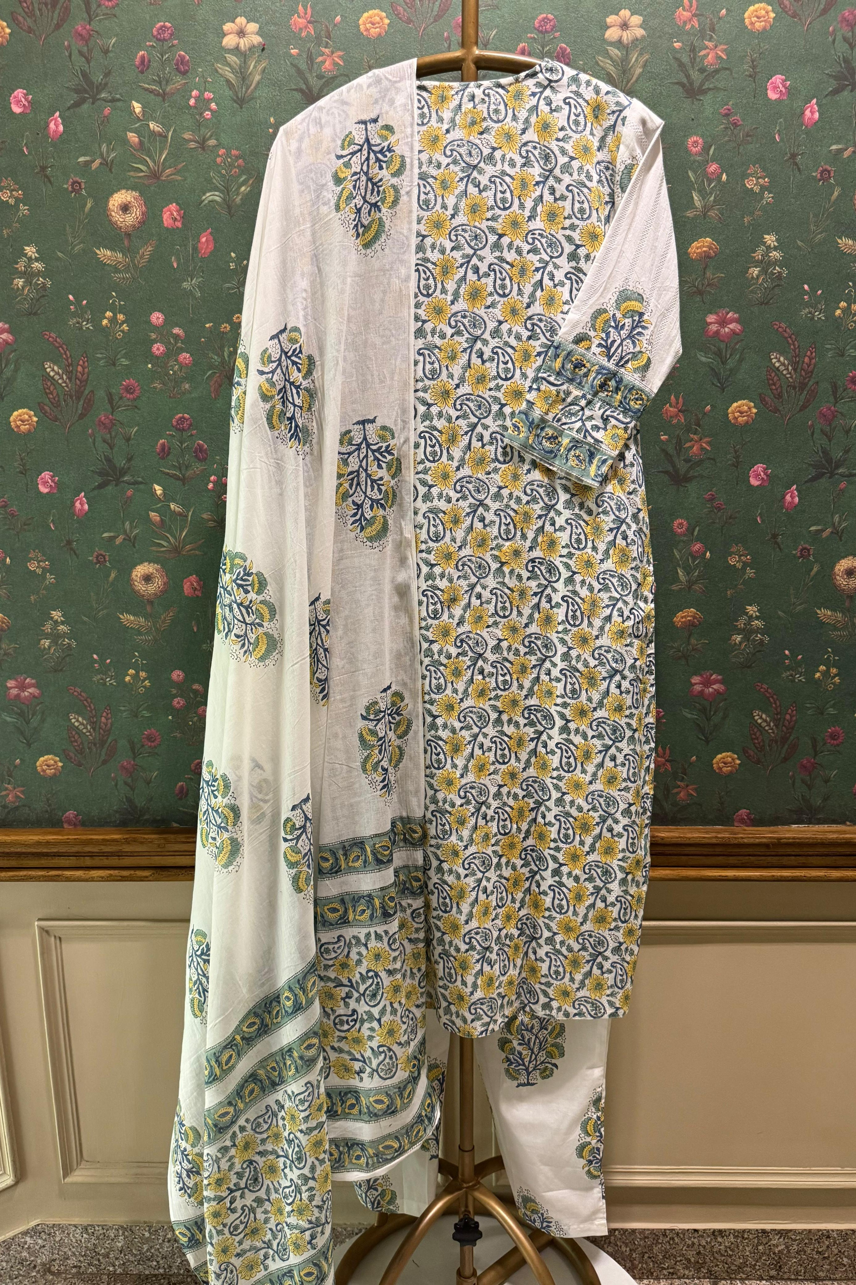 Bahaar Cotton Suit Set | HER-343