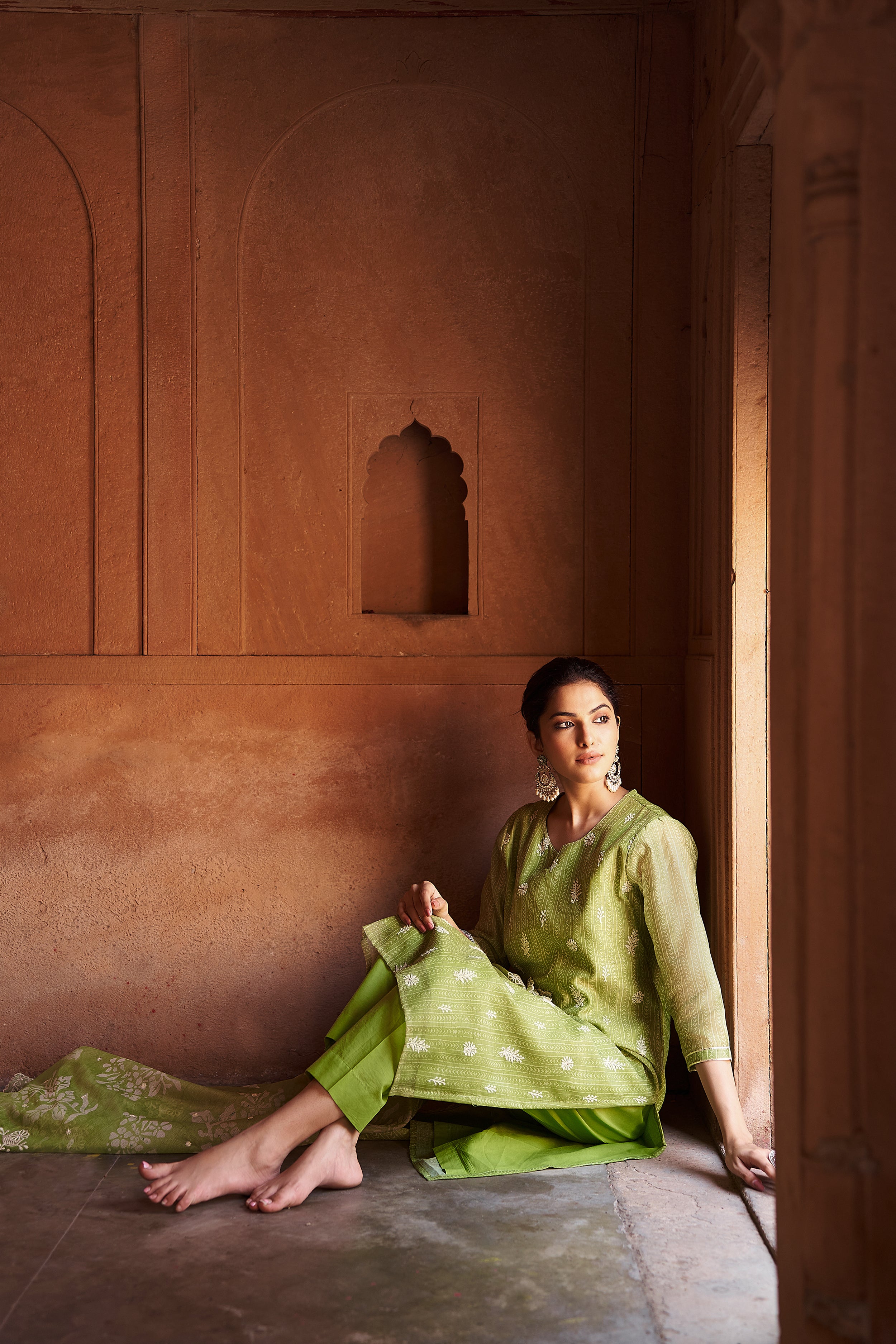 Bright Green Chanderi Suit Set (With Pants and Dupatta)