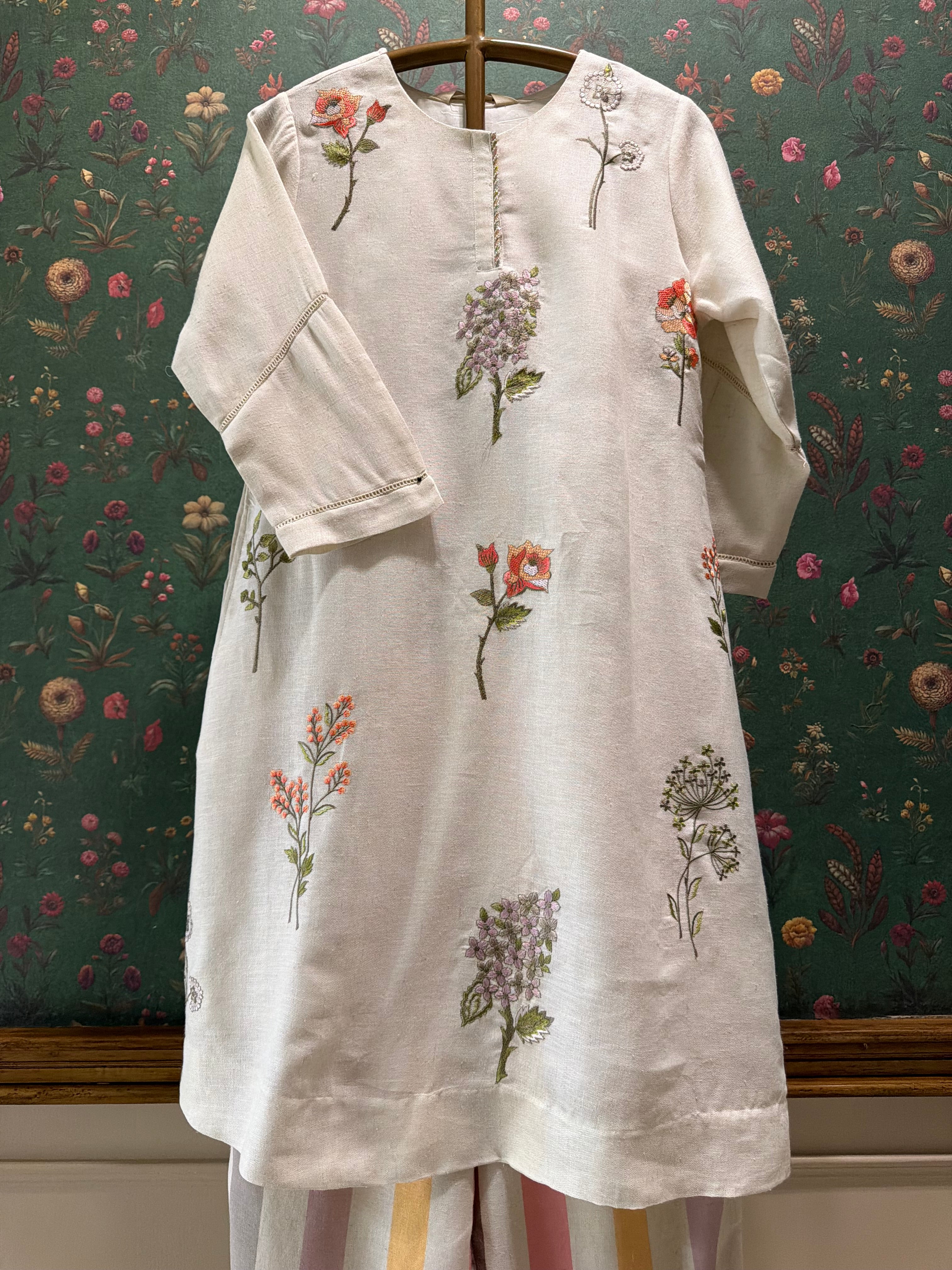 Ivory Botanical Embroidered A-Line Kurta Set | HER-630