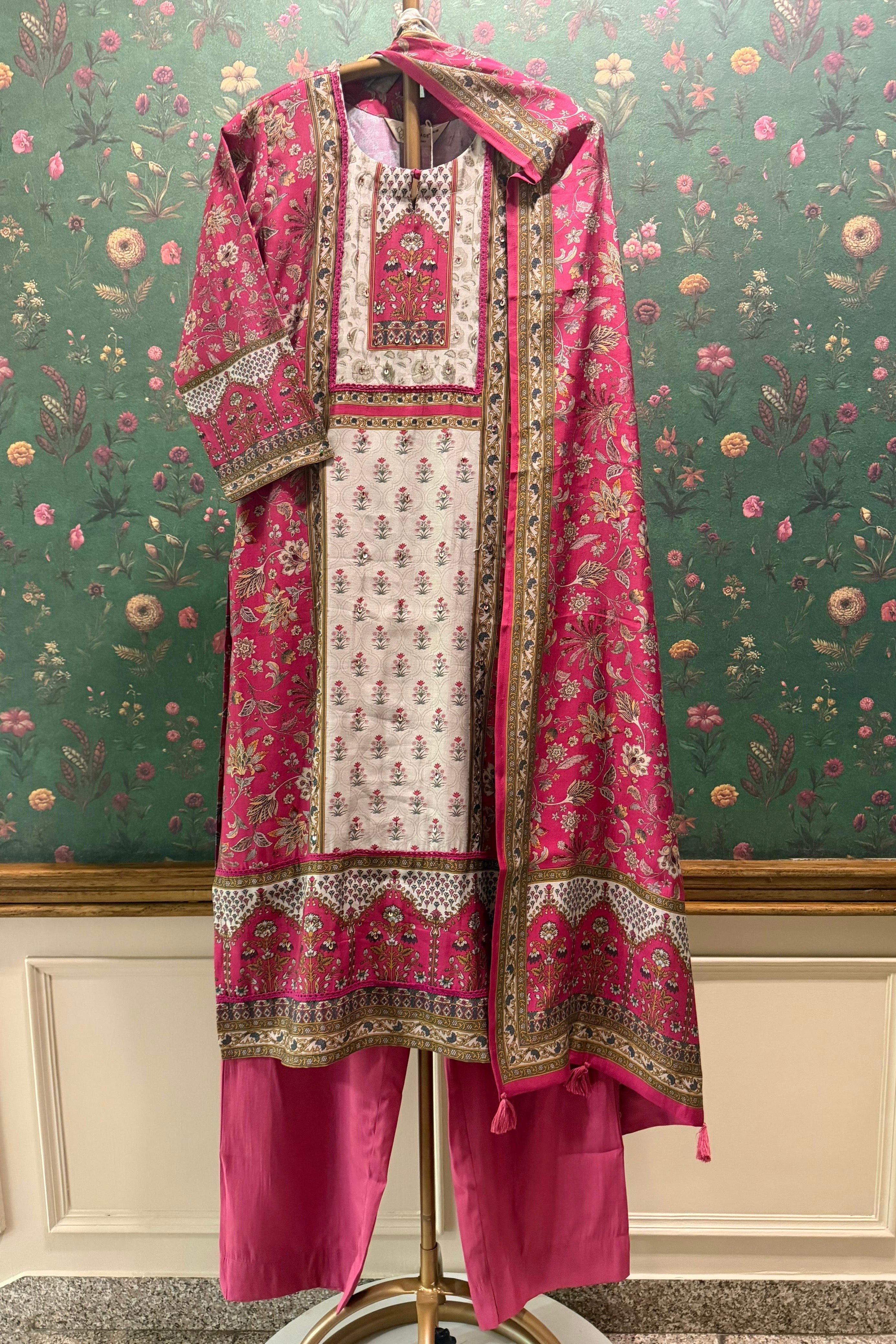 Gulnaar Rose Pink Jaal Printed Suit Set | HER-600