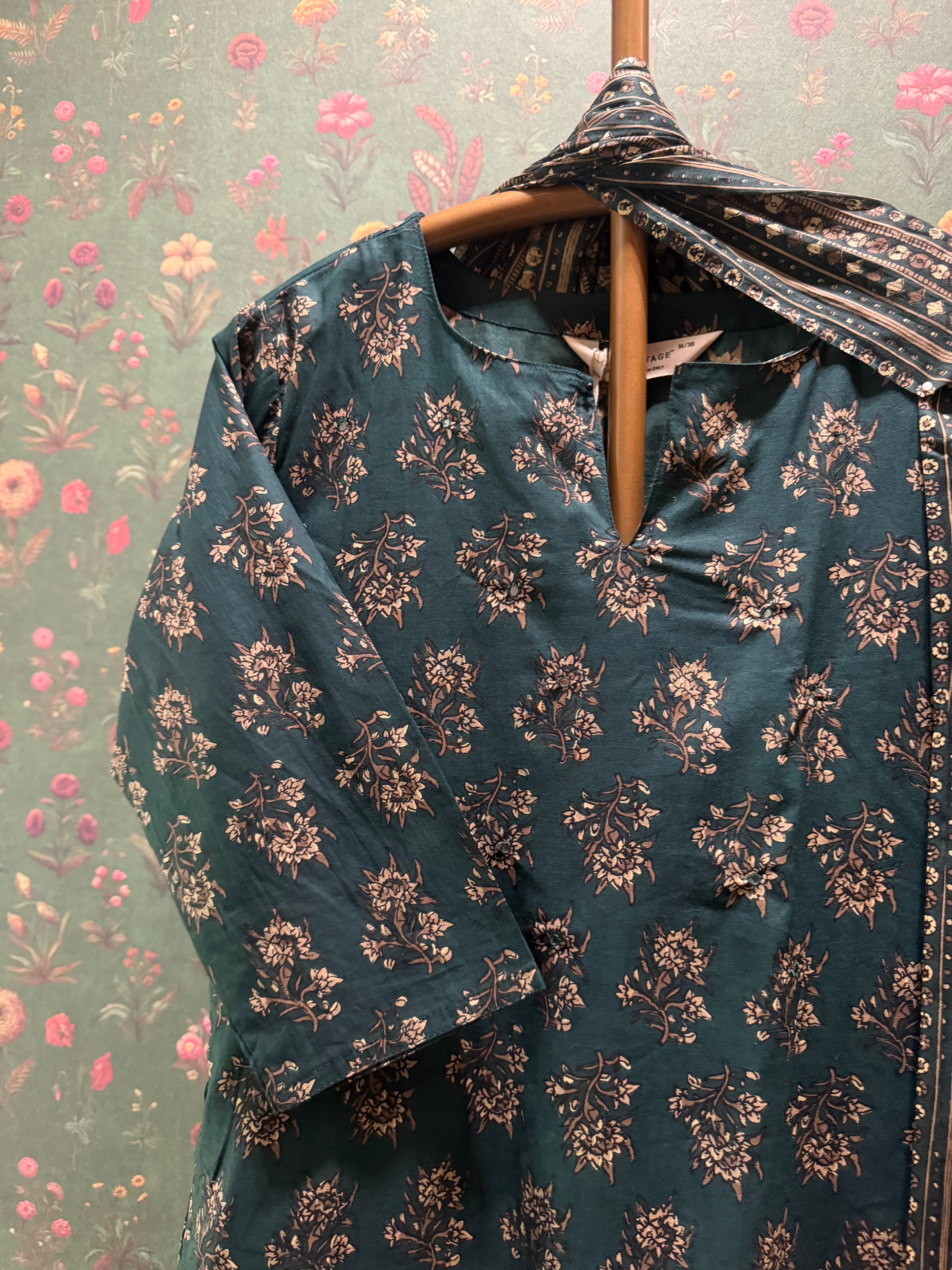Emerald Green Buta Printed Cotton Suit Set | HER-725