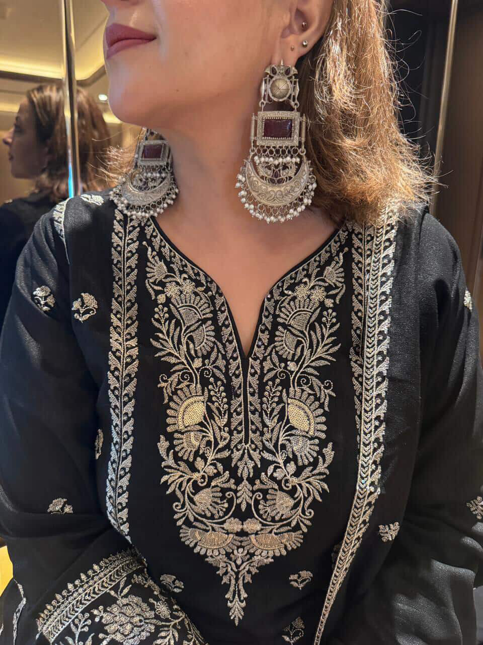 Black Handcrafted Embroidered Suit Set | HER-564