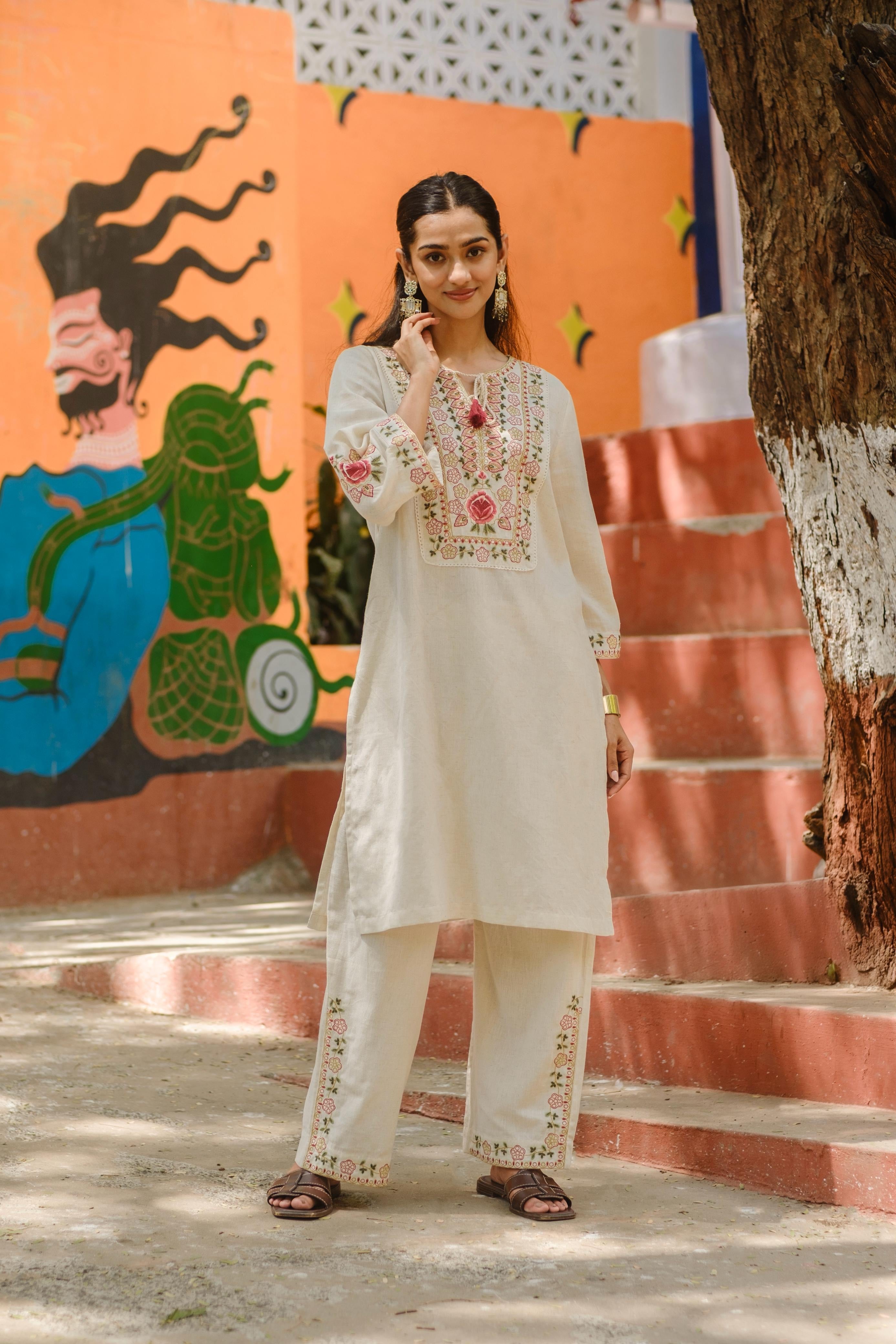 Ivory Embroidered Kurta Set | HER-722 x Prachi
