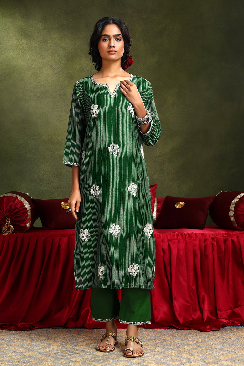 Floral Green Chanderi Suit Set me