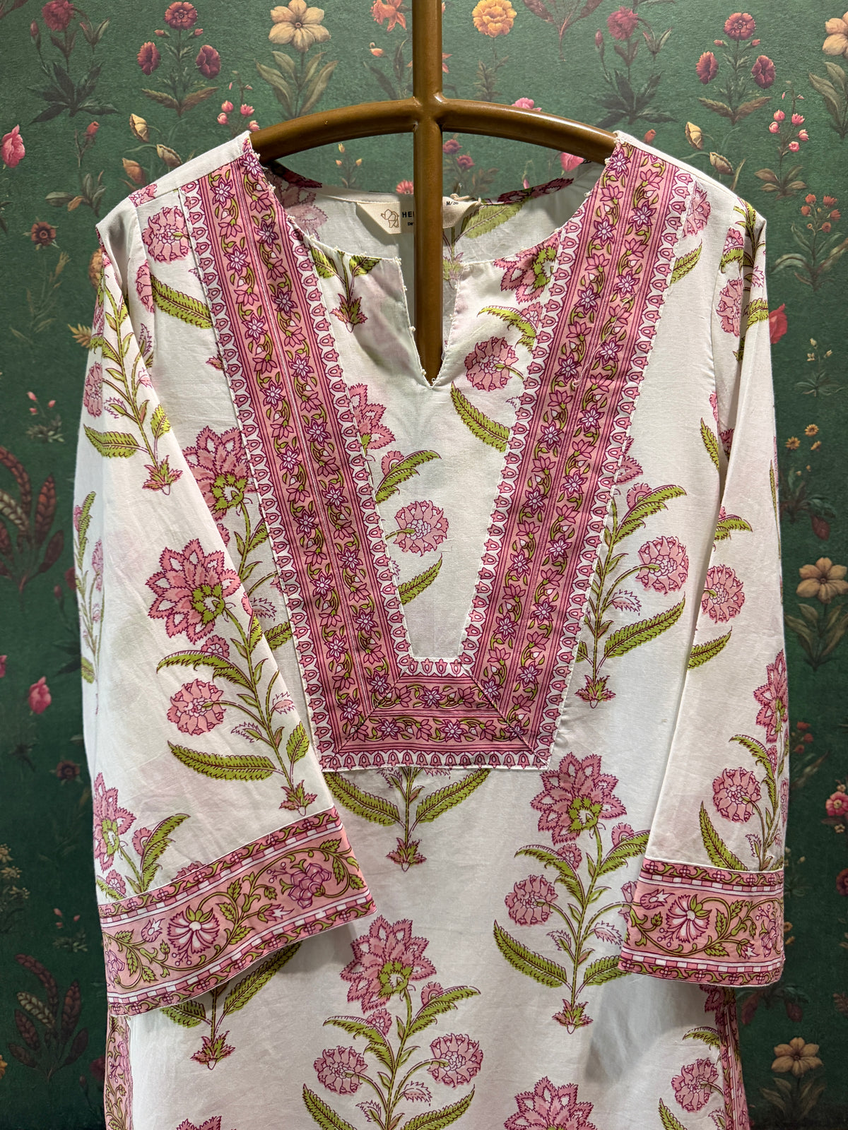 Pink Floral Cotton Printed Farshi Salwar Suit Set