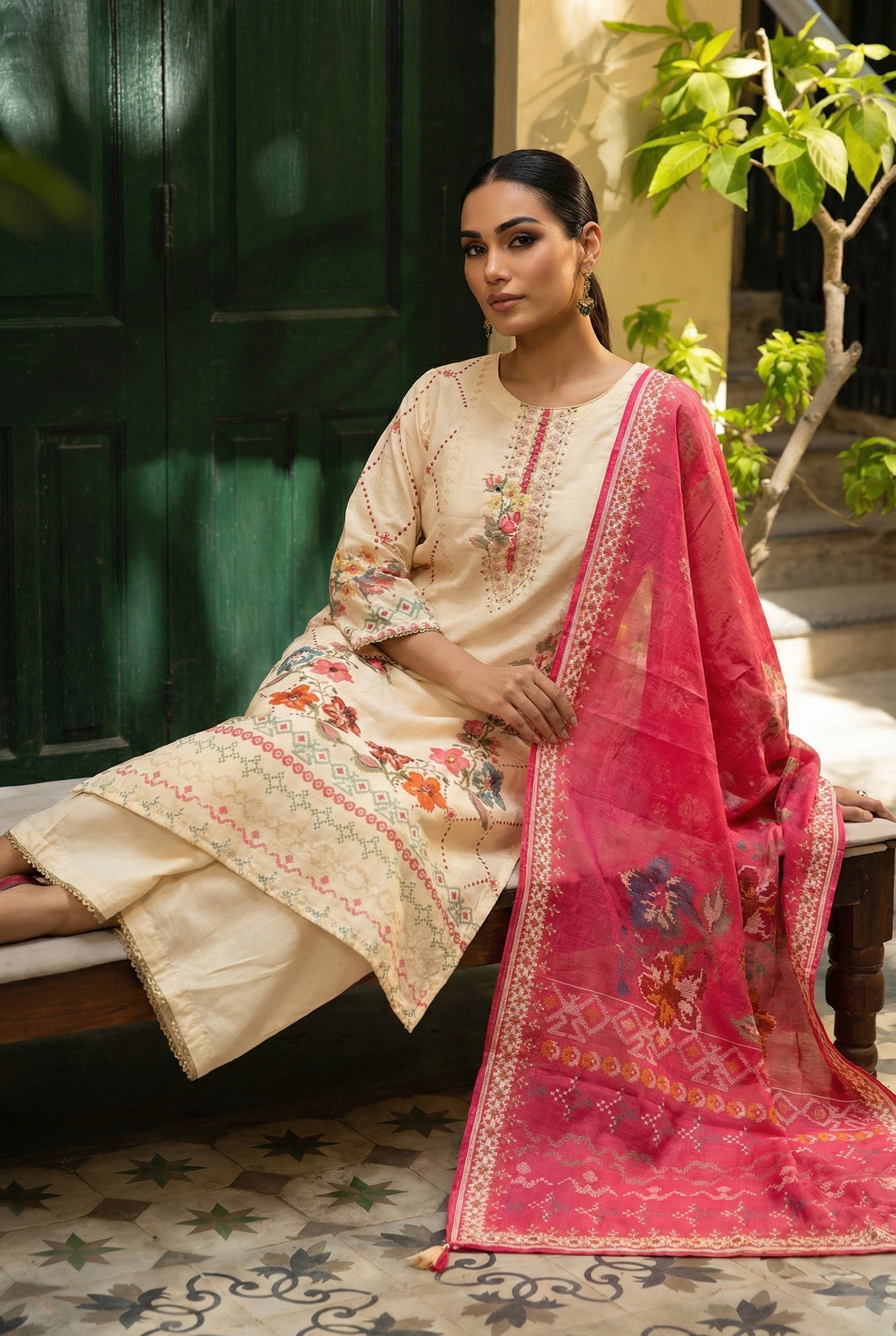 Gulrang Noor Pink Chanderi Suit Set | HER-655