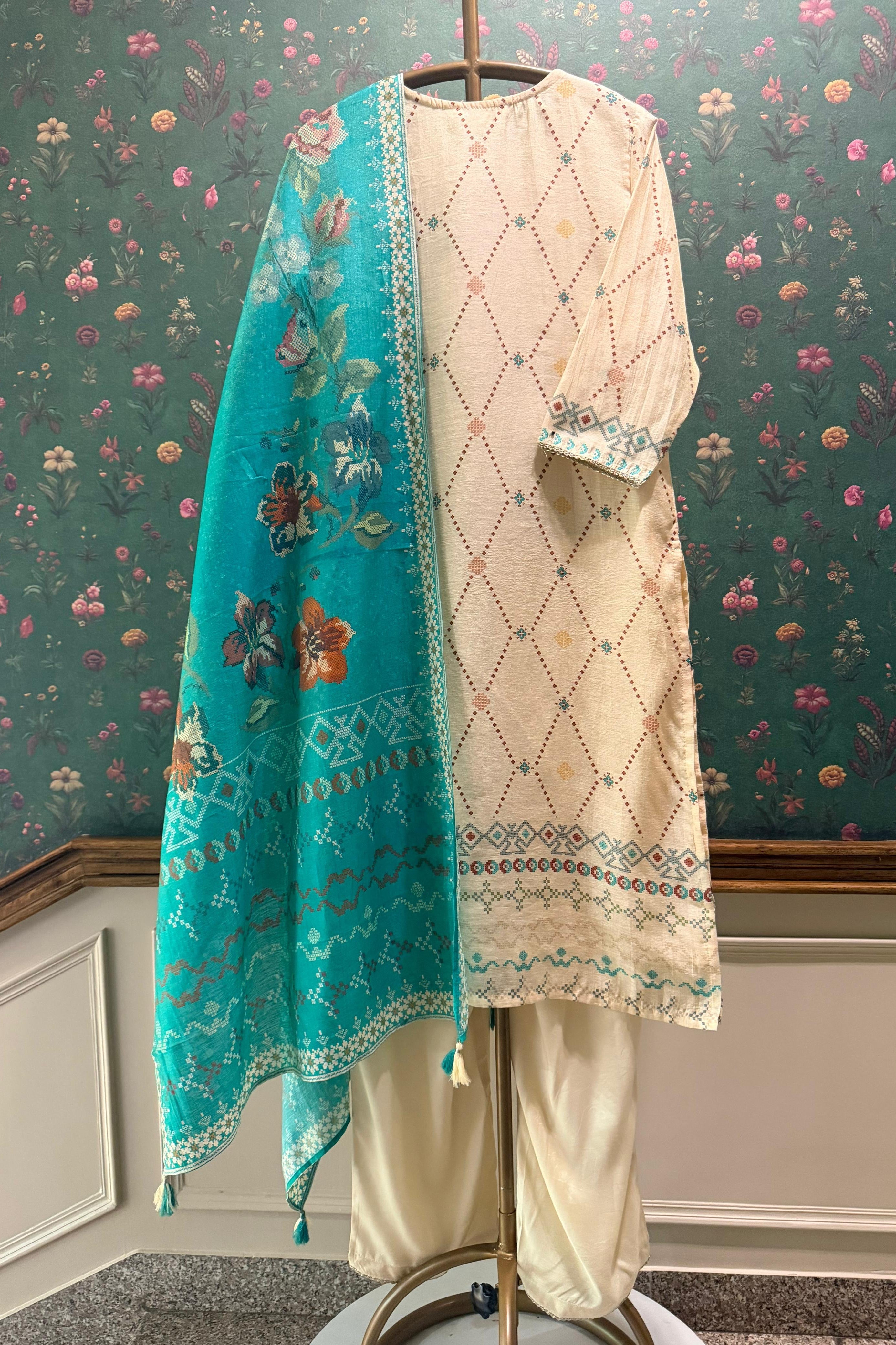 Gulrang Noor Green Chanderi Suit Set | HER-654