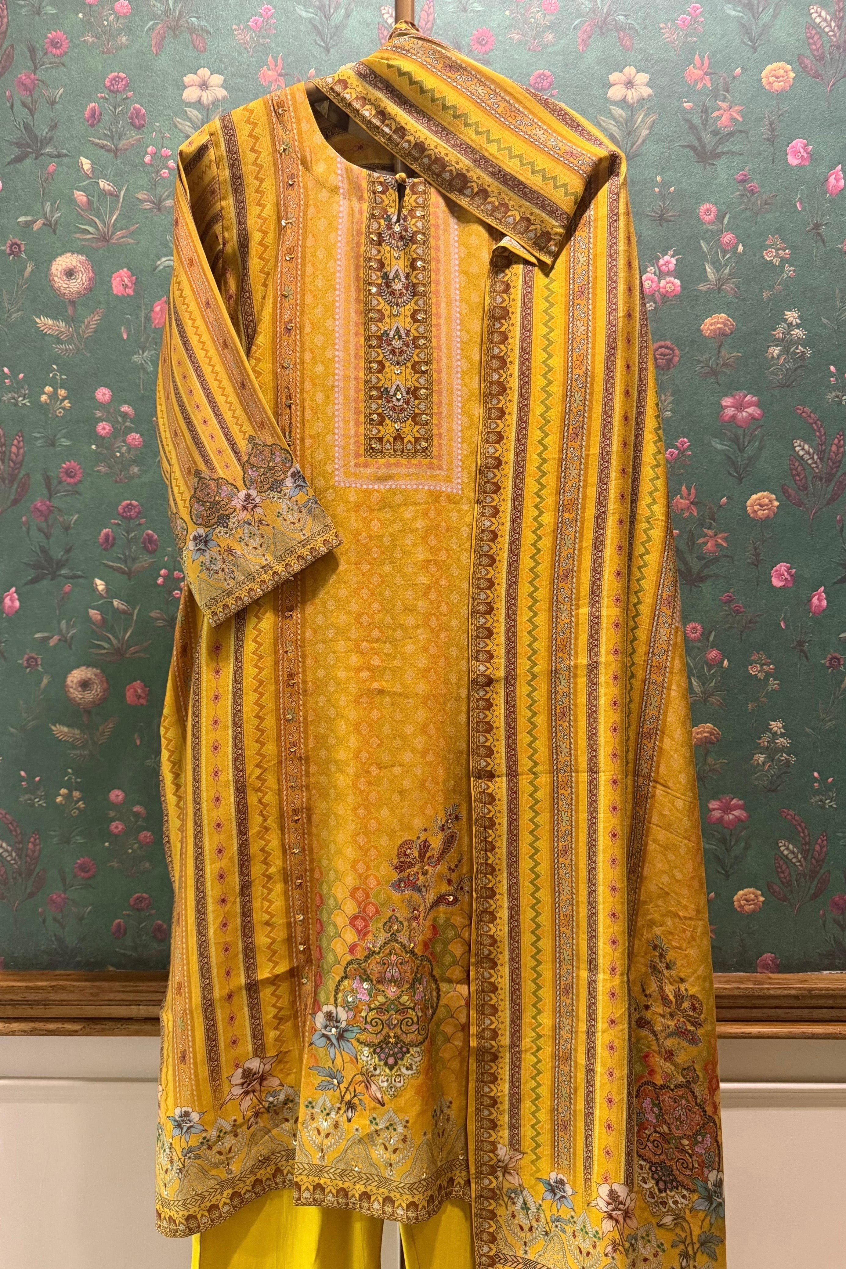 Sunheri Noor Printed Suit Set | HER-599