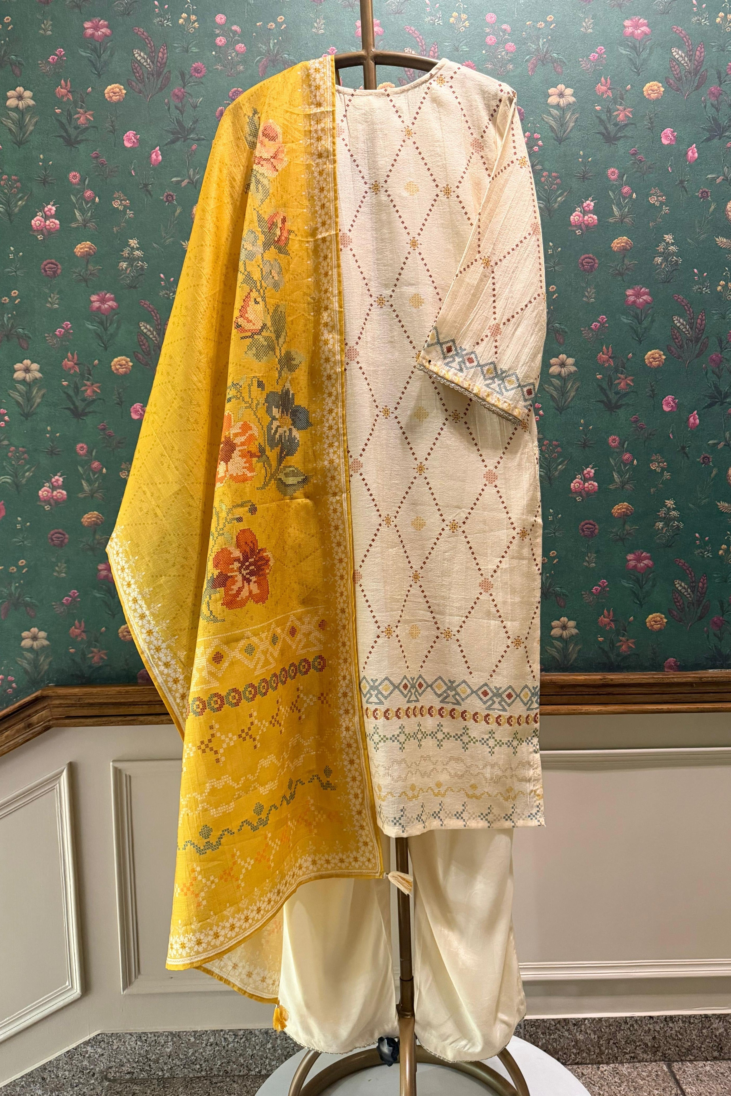 Gulrang Noor Yellow Chanderi Suit Set | HER-654