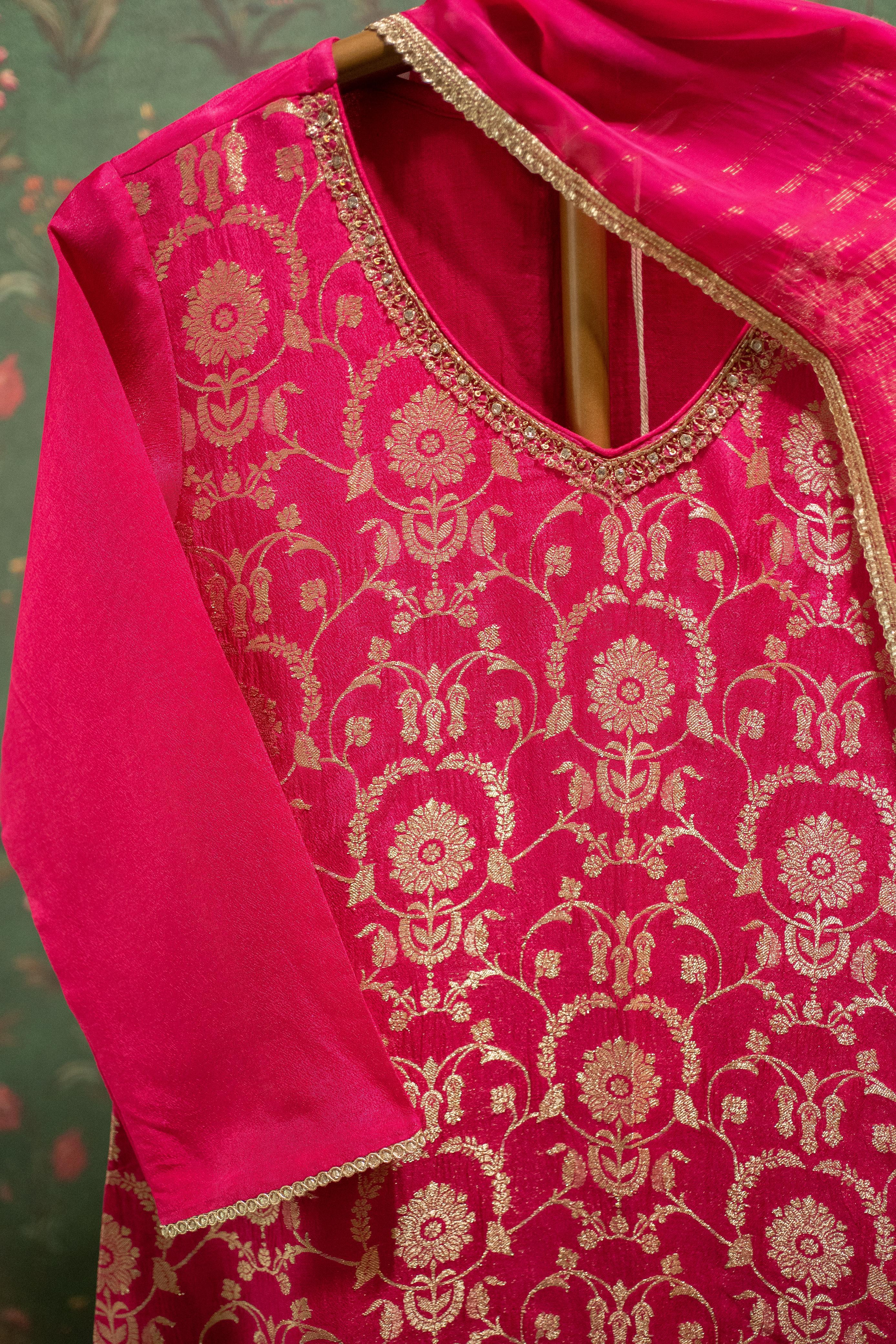 Rangrez Pink Banarasi Brocade Suit Set | HER-562 PINK