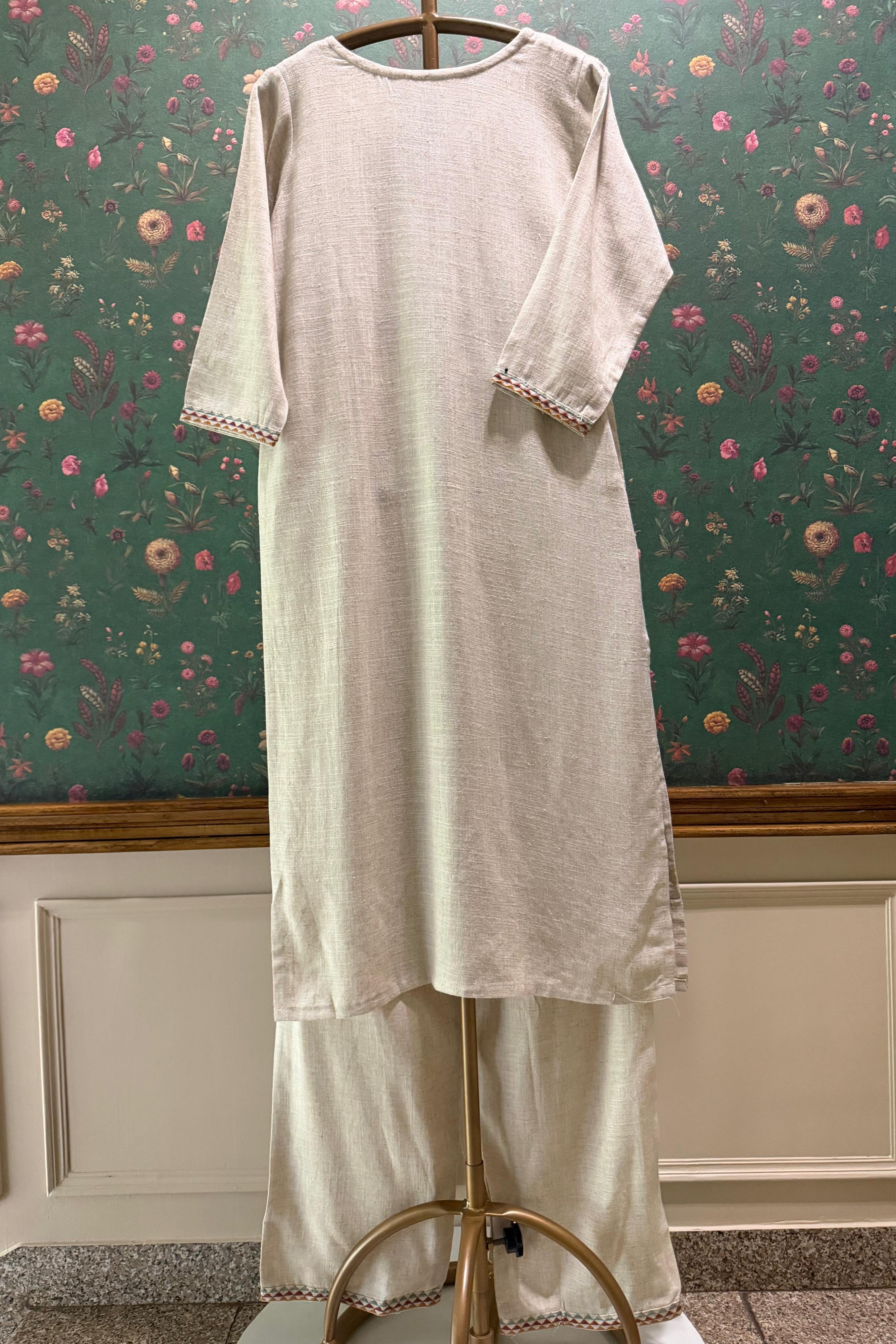 Ivory Saira Linen Kurta Set | HER-646
