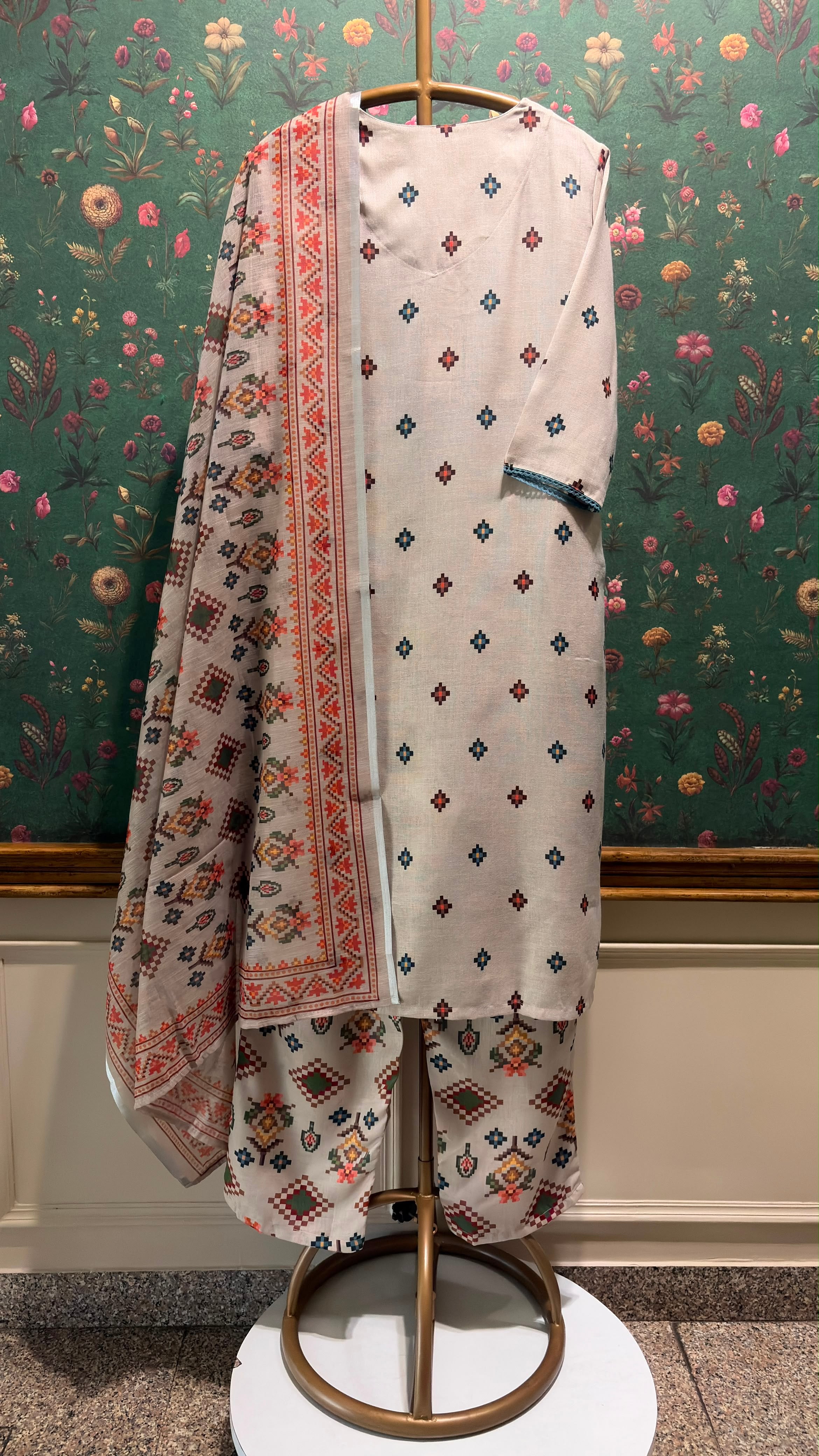 Ivory Linen Printed Suit Set | HER-641