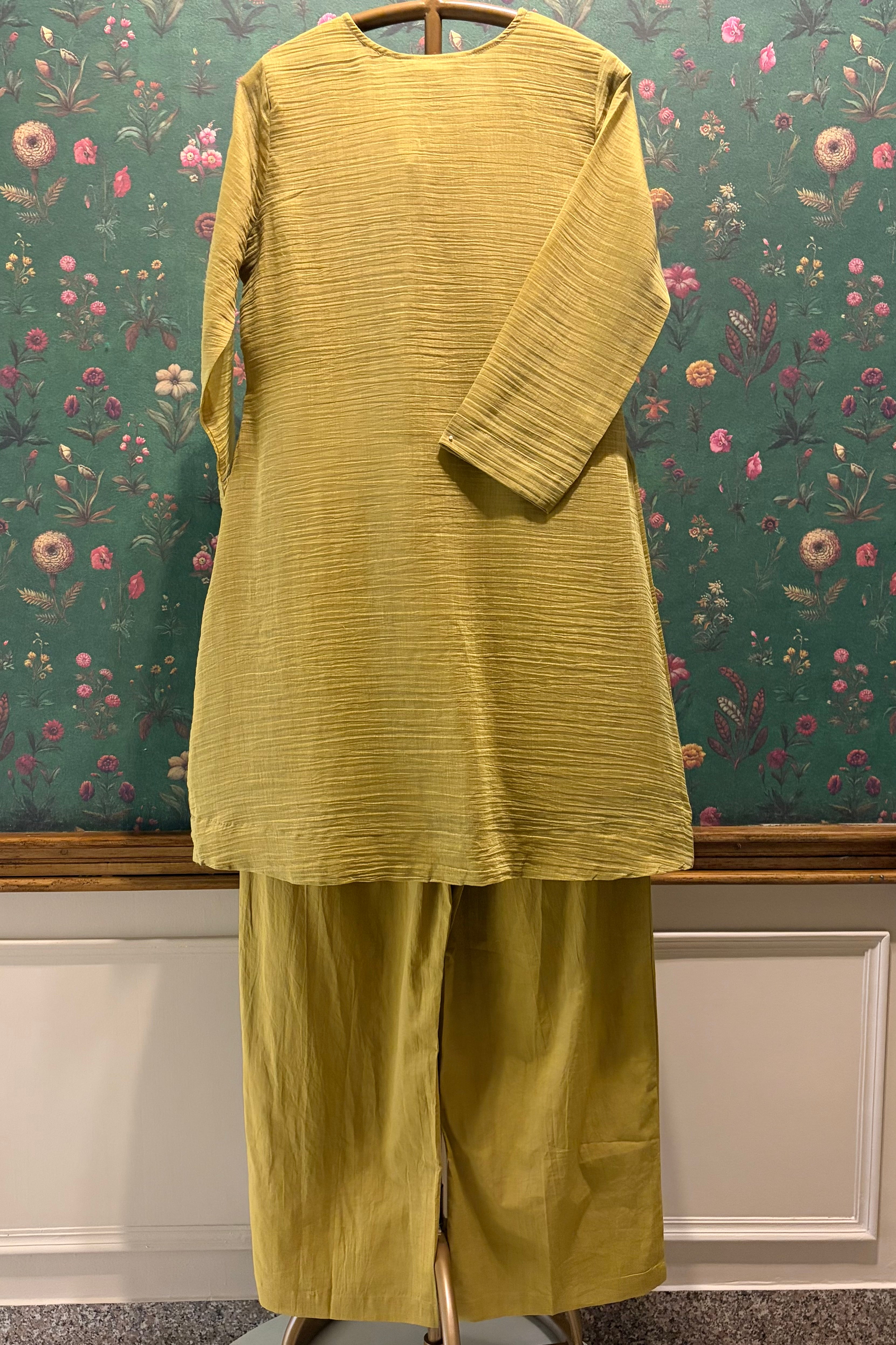 Meadow Bloom Handcrafted Co-ord Set, Lime Green | HER-623