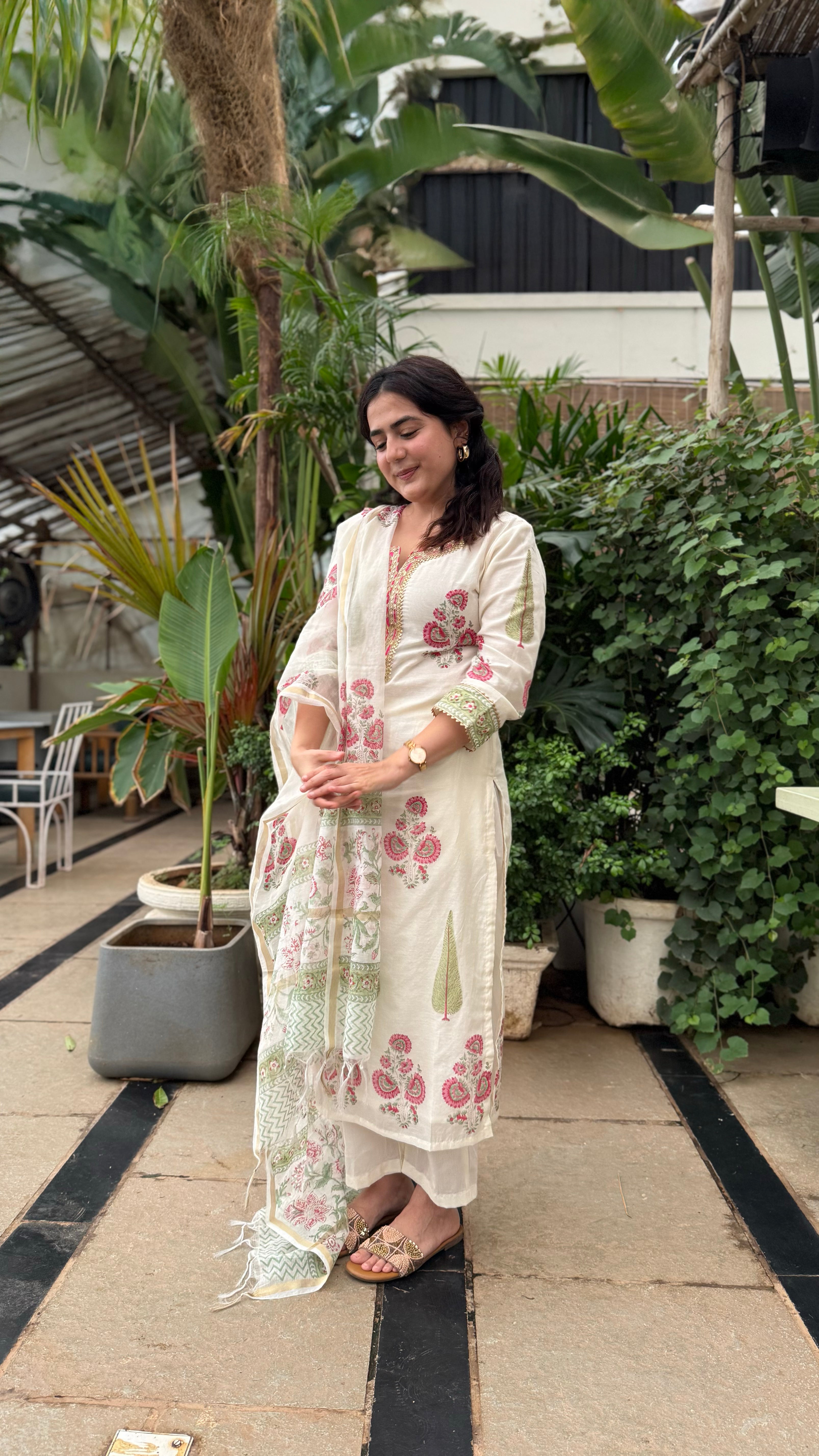 Ivory White Floral Printed Chanderi Suit Set x Vaani