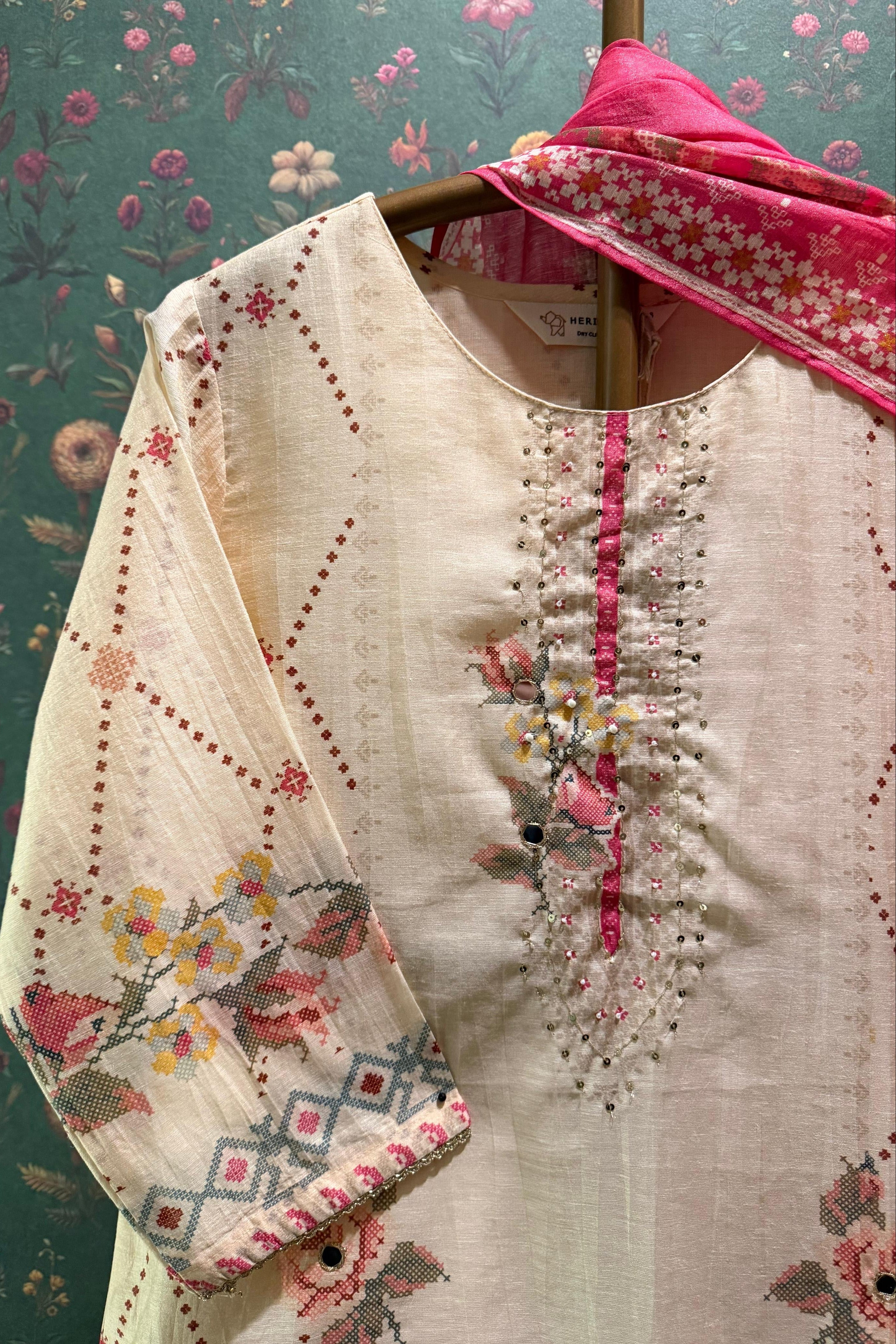 Gulrang Noor Pink Chanderi Suit Set | HER-655