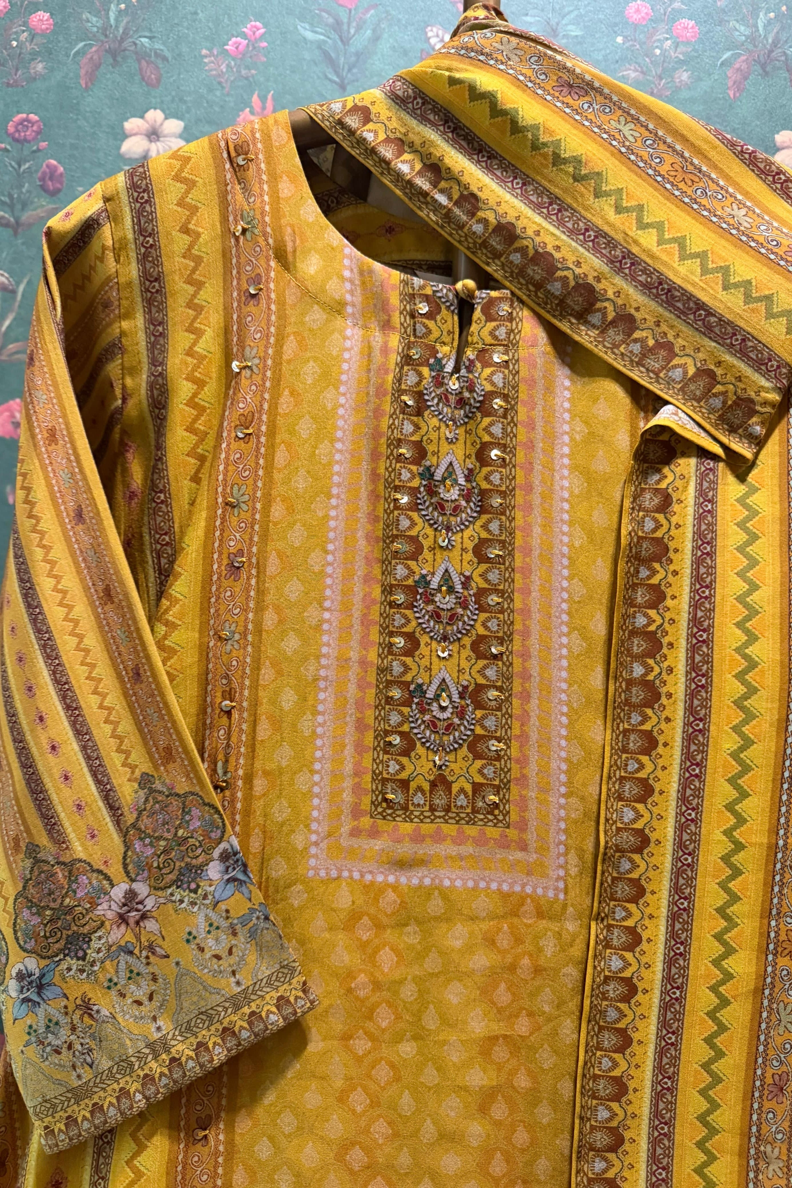 Sunheri Noor Printed Suit Set | HER-599