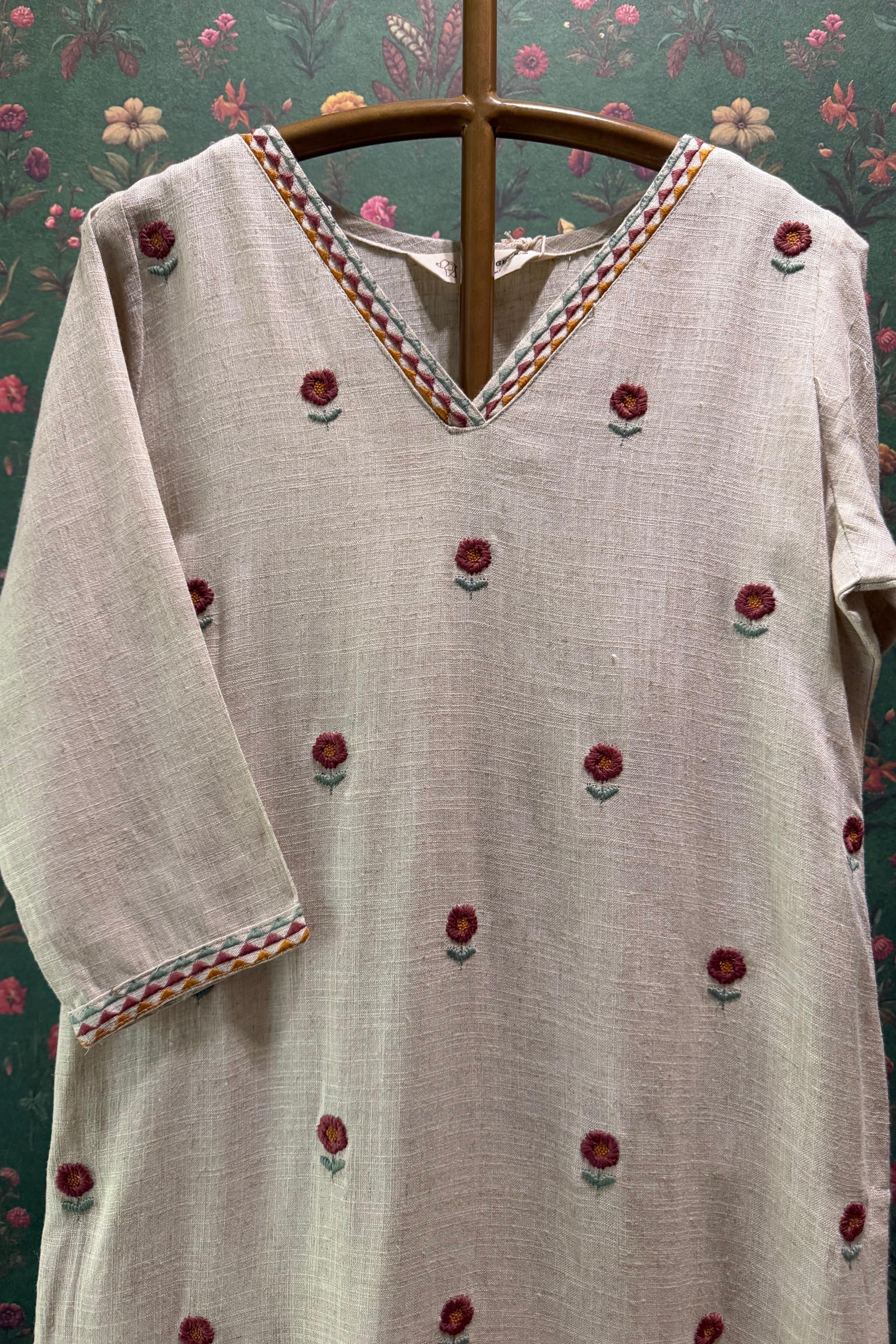 Ivory Saira Linen Kurta Set | HER-646