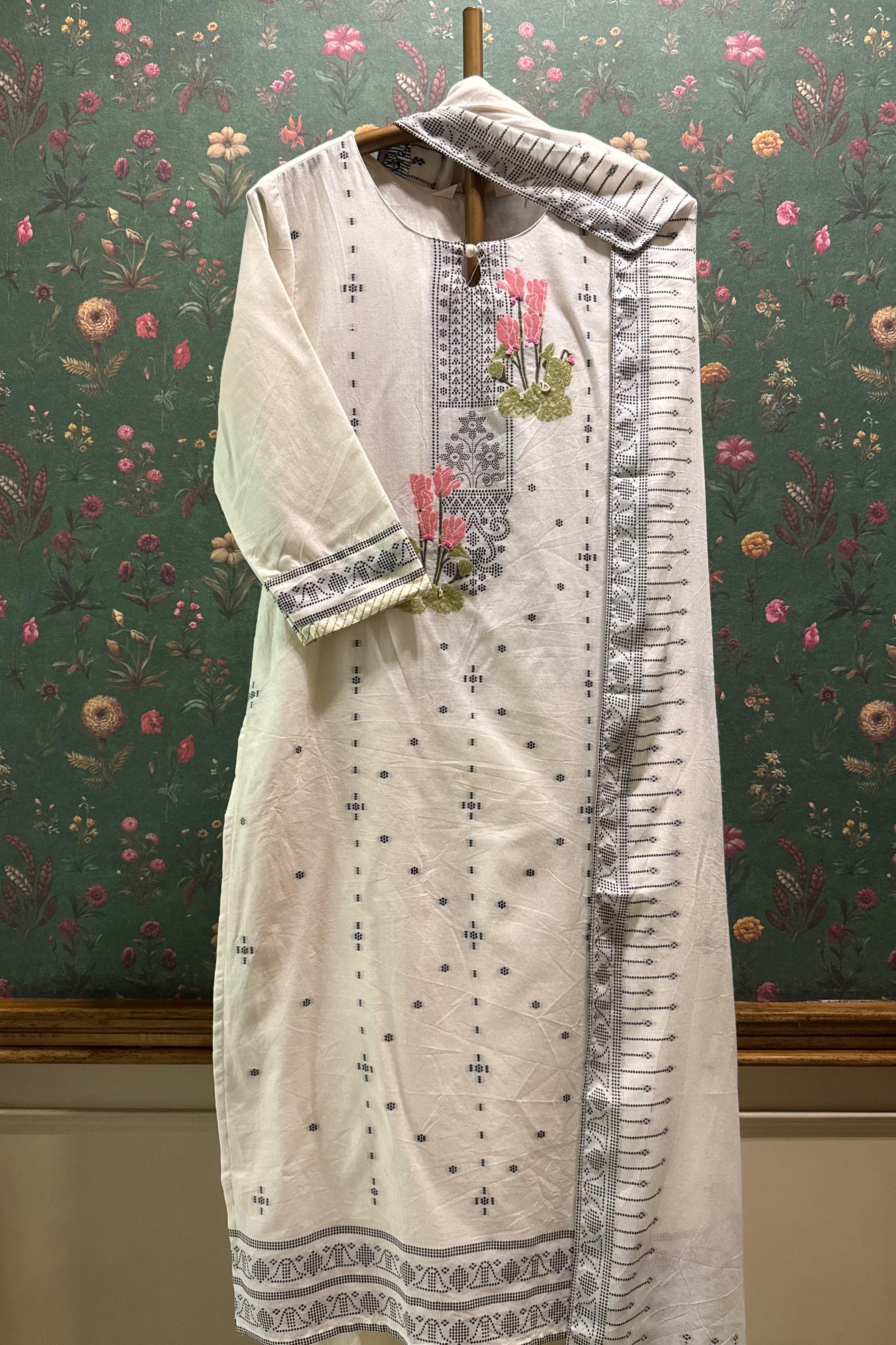 Inaaya Off-White Cotton Suit Set | HER-548