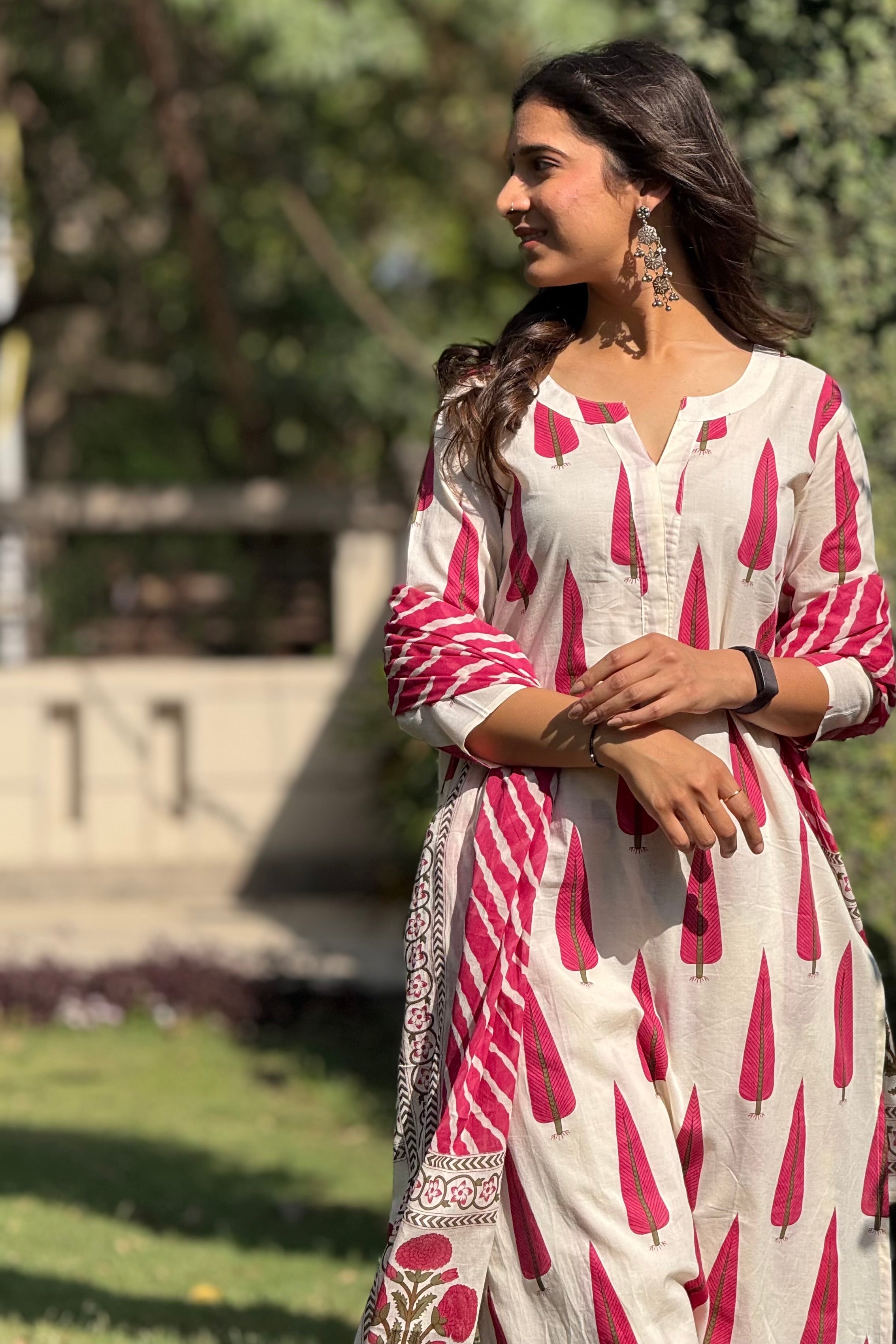 Gulnaar Pink Cotton Suit Set, Leheriya Dupatta | HER-711