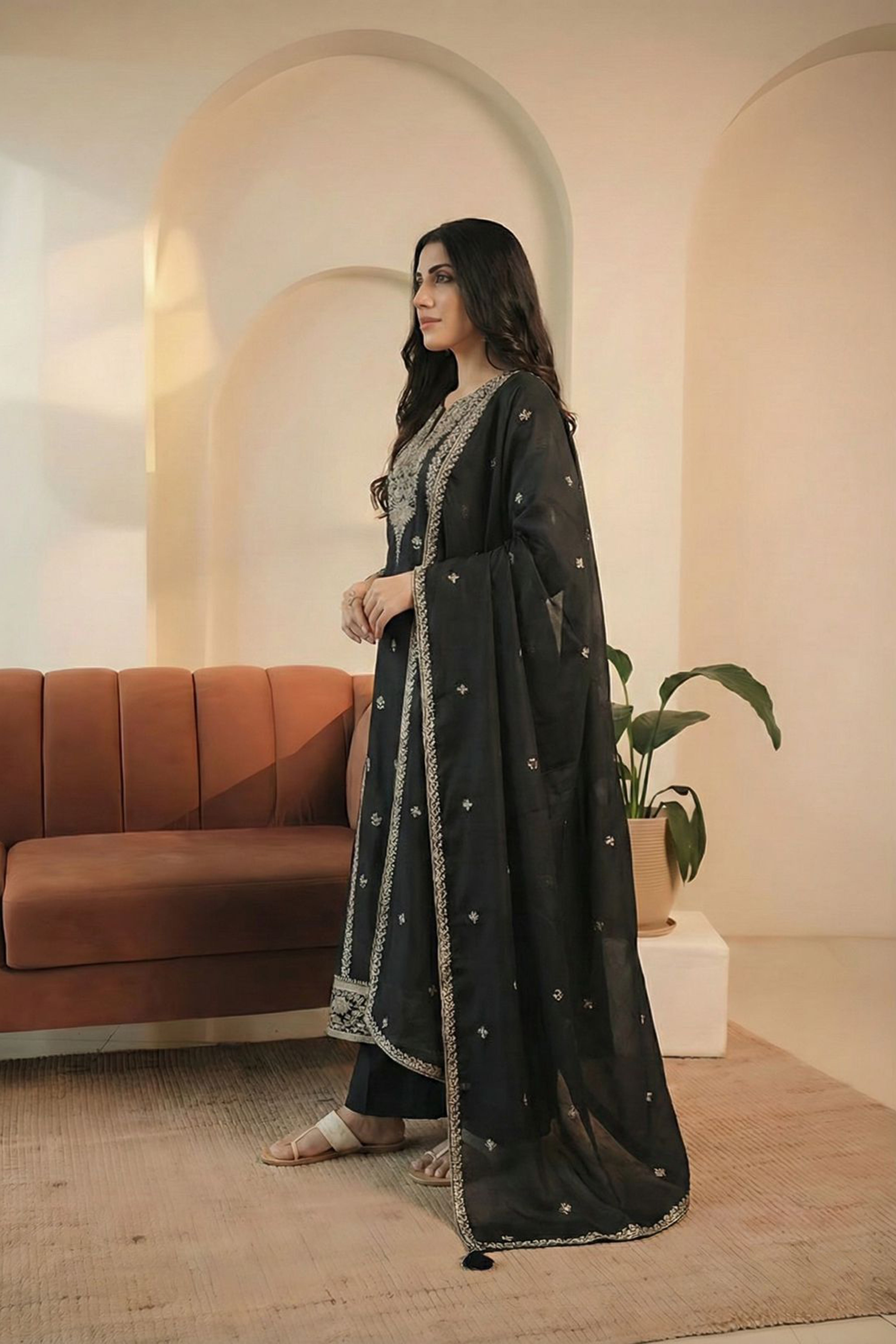 Black Handcrafted Embroidered Suit Set | HER-564