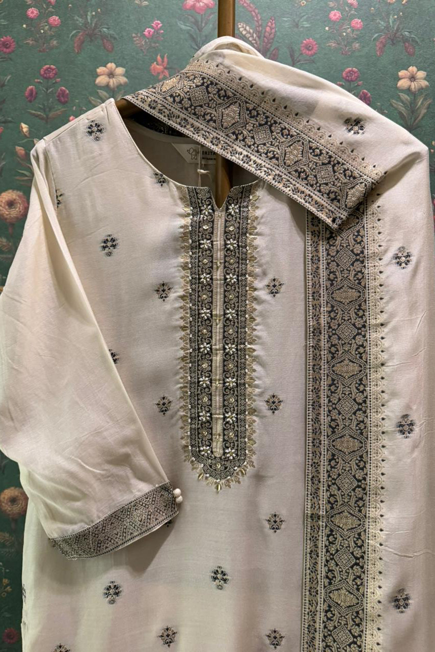 Noor-e-Ziya Ivory Suit Set | HER-658