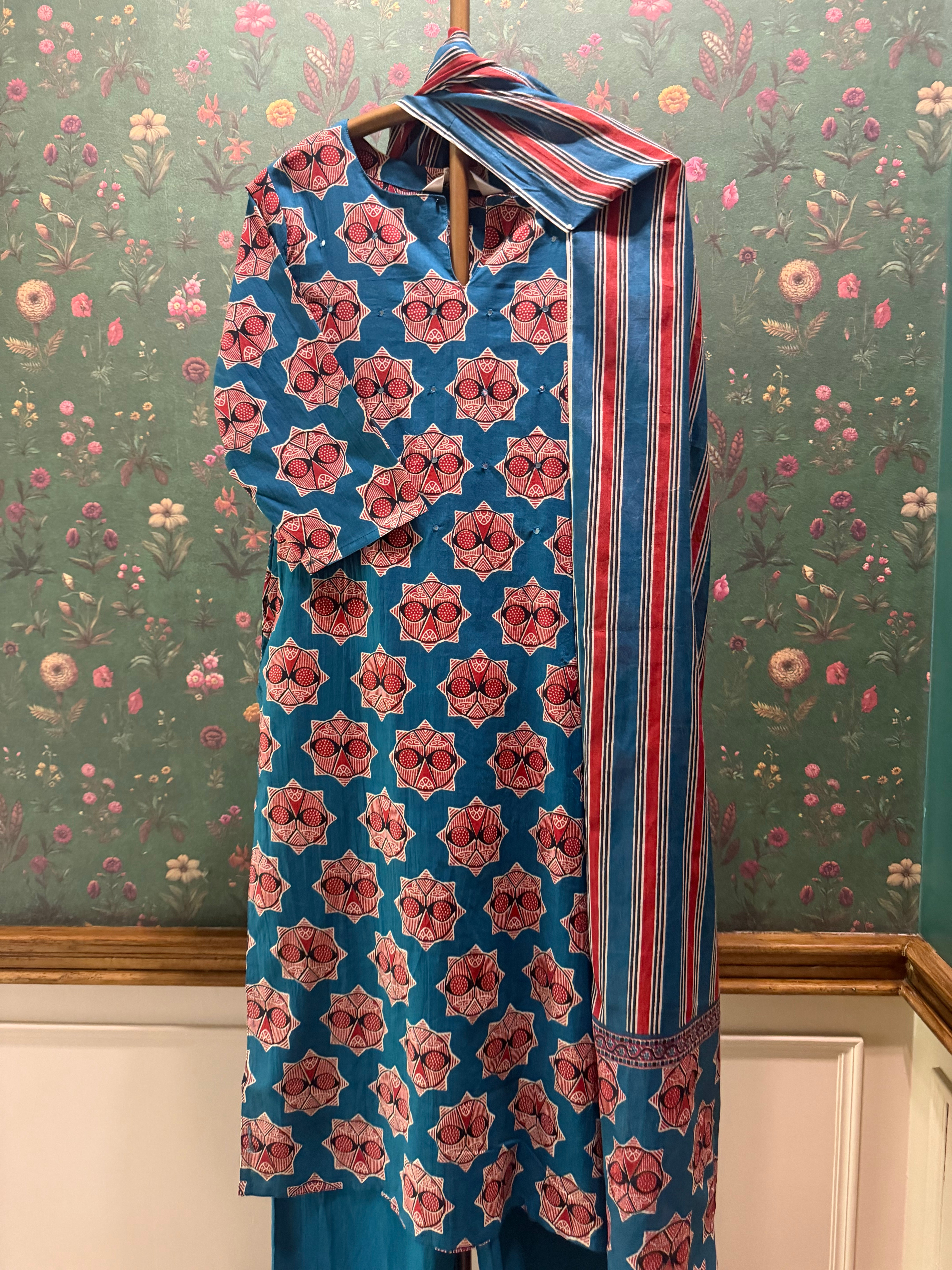 Floral Teal Blue Cotton Printed Suit Set | HER-724