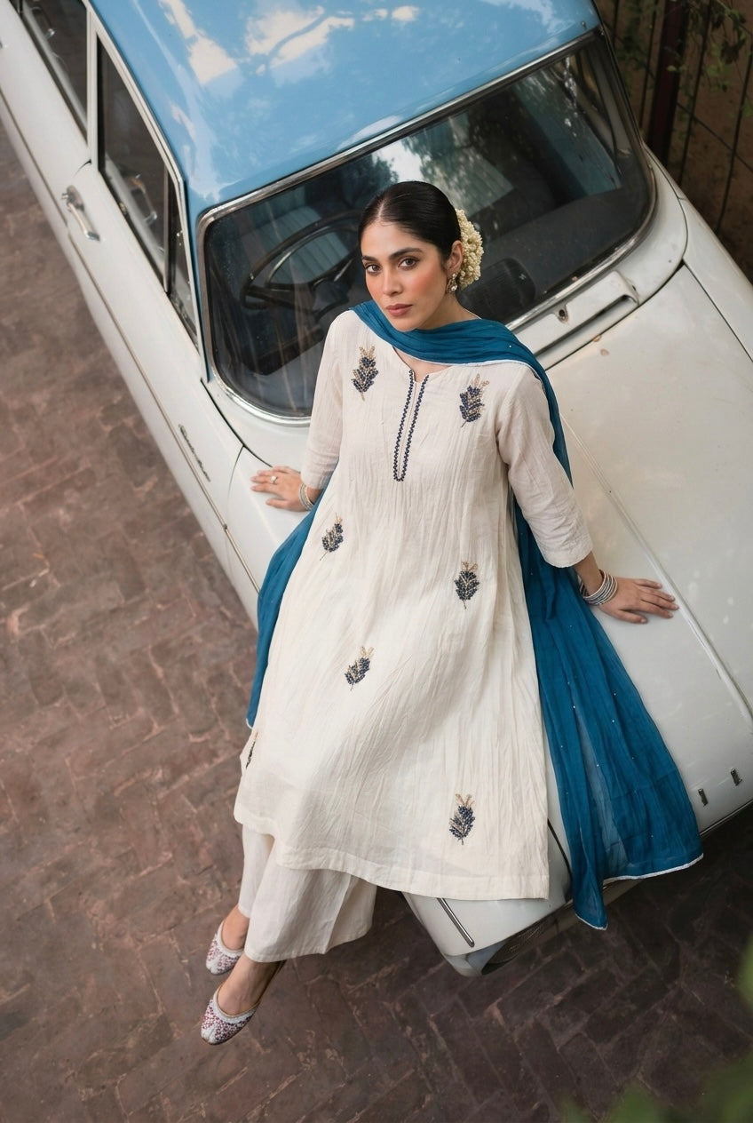 Vanyara Ivory A-Line Suit Set | HER-625