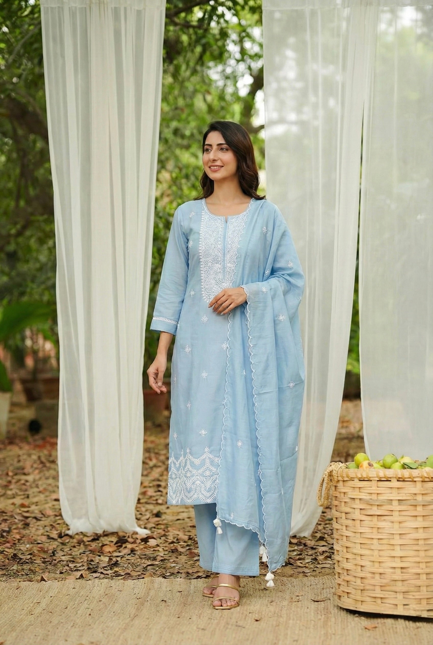 Neel Aabha Embroidered Suit Set | HER-653