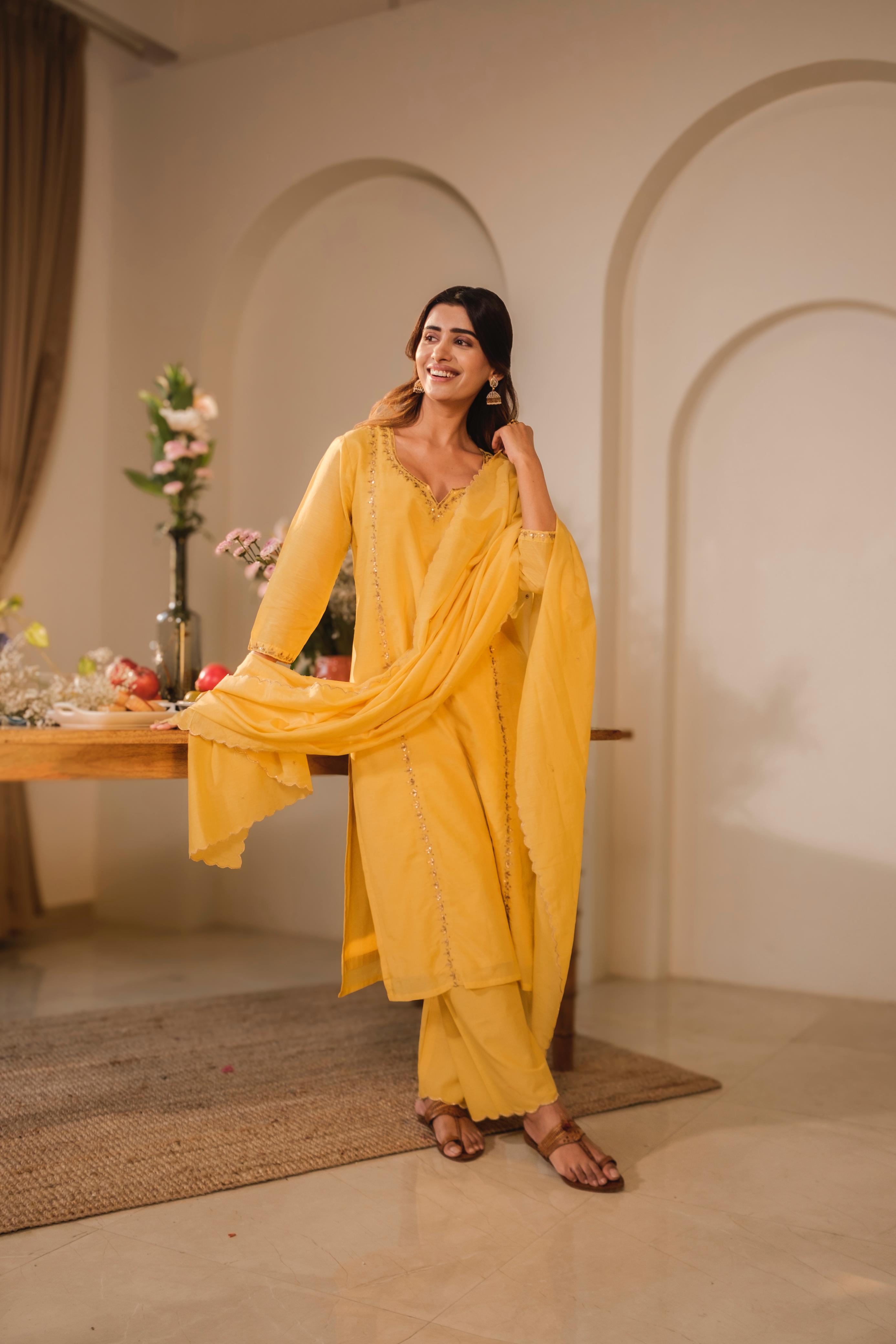 Khwabida Yellow Mul Chanderi Suit Set | HER-542