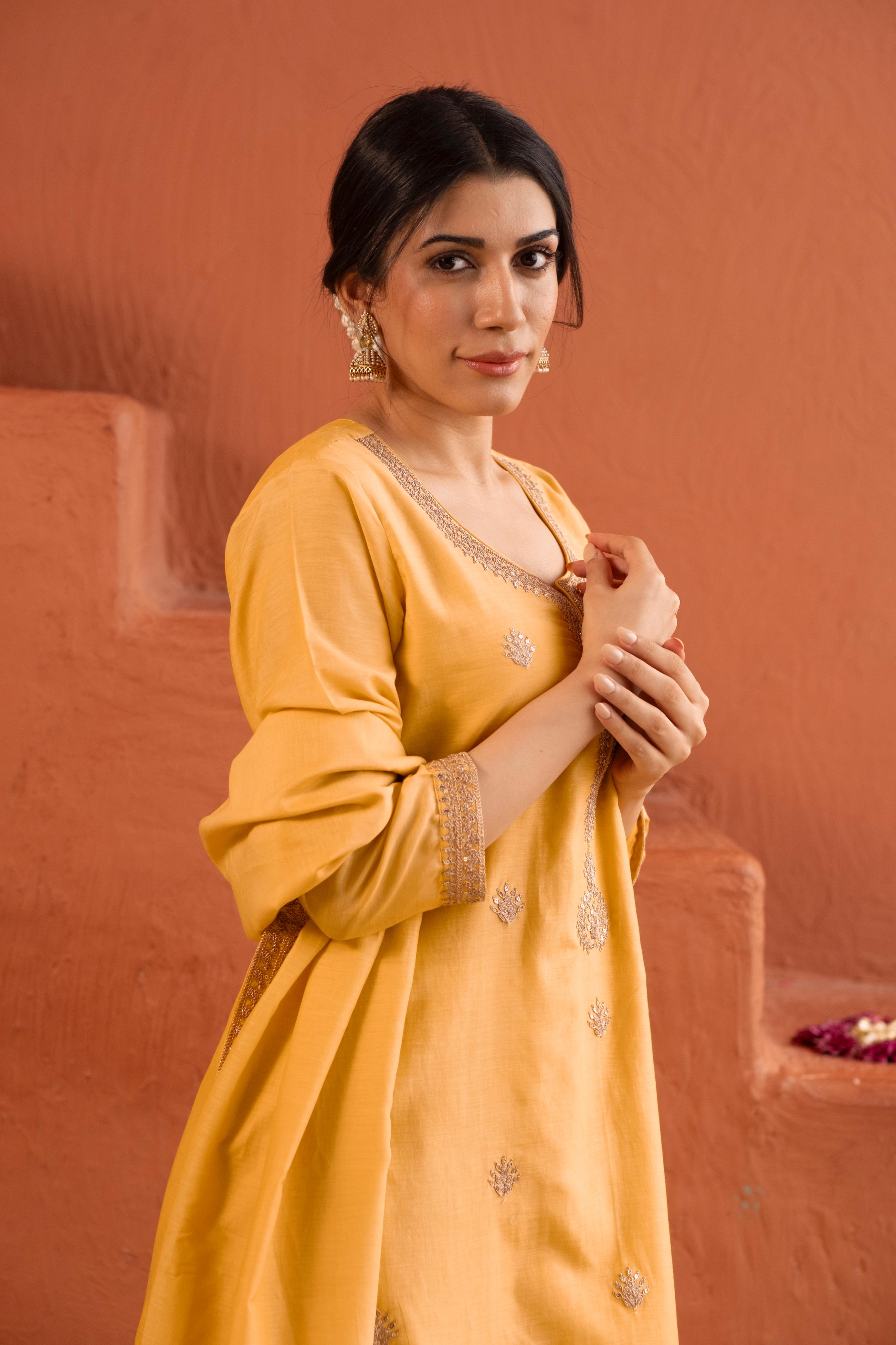 Aafreen Yellow Mul Chanderi Embroidered Suit Set | HER-543