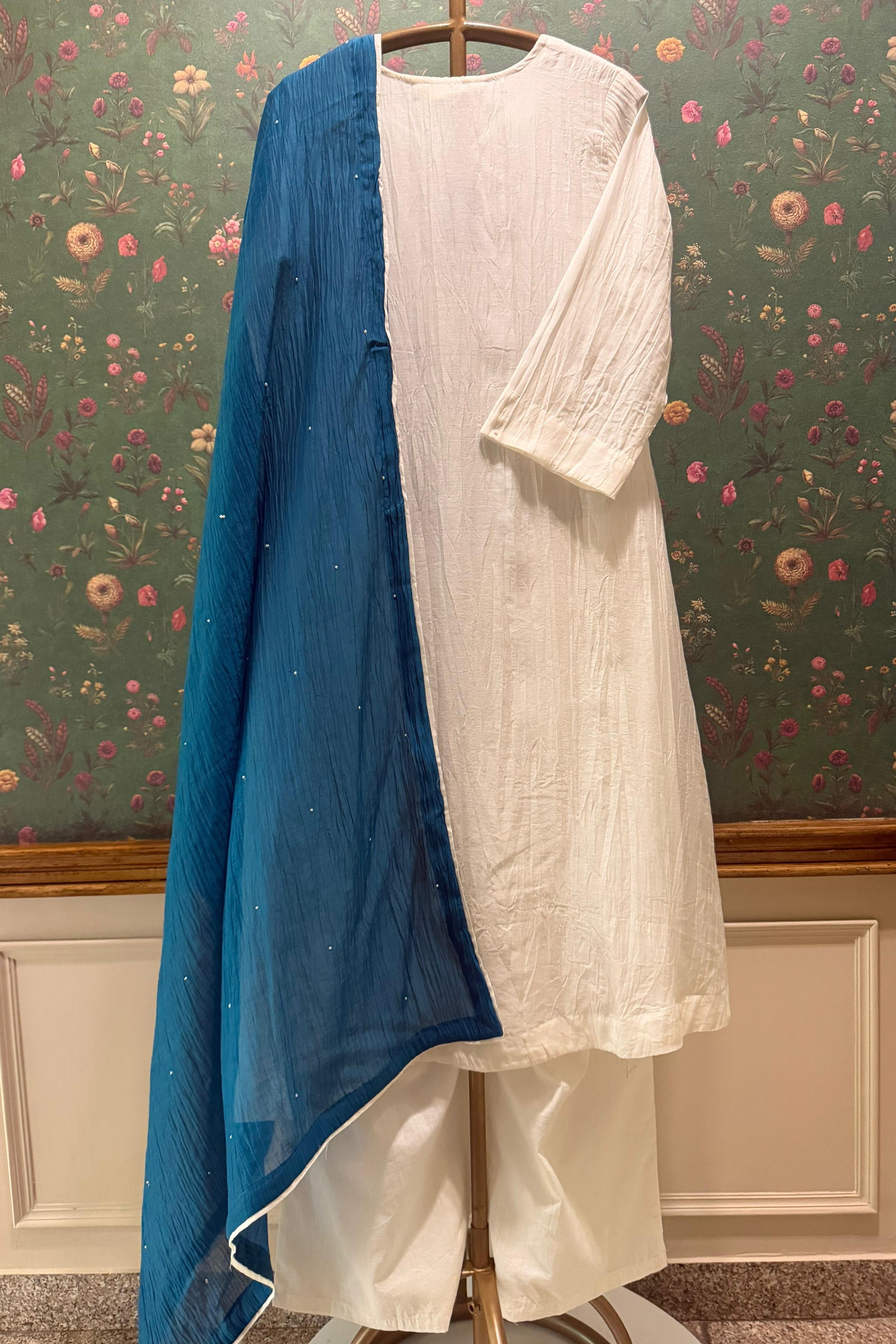 Vanyara Ivory A-Line Suit Set | HER-625