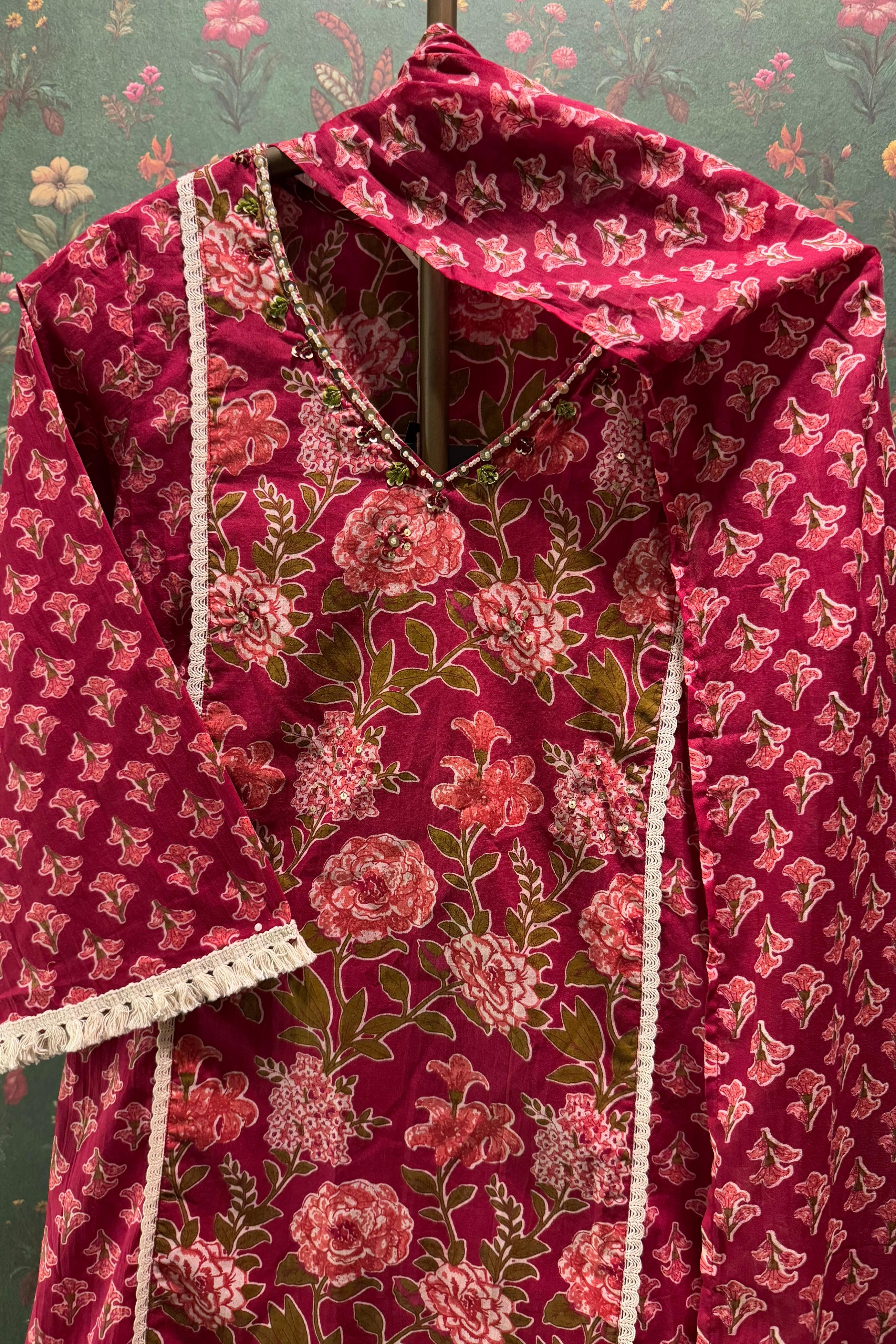 Raatrani Bloom Cotton Suit Set | HER-538