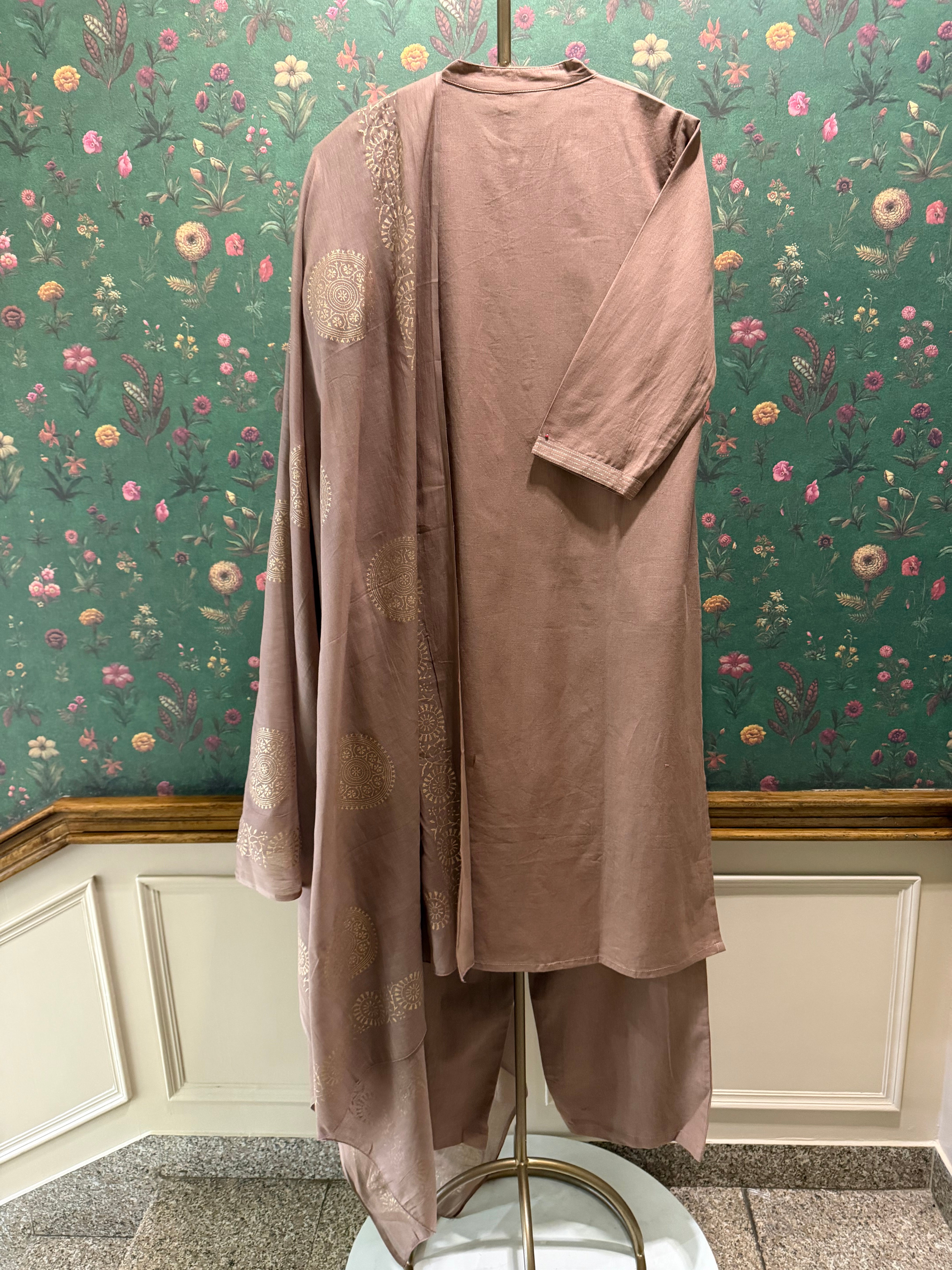 Dusty Rose Pink Minimal Suit Set | HER-704