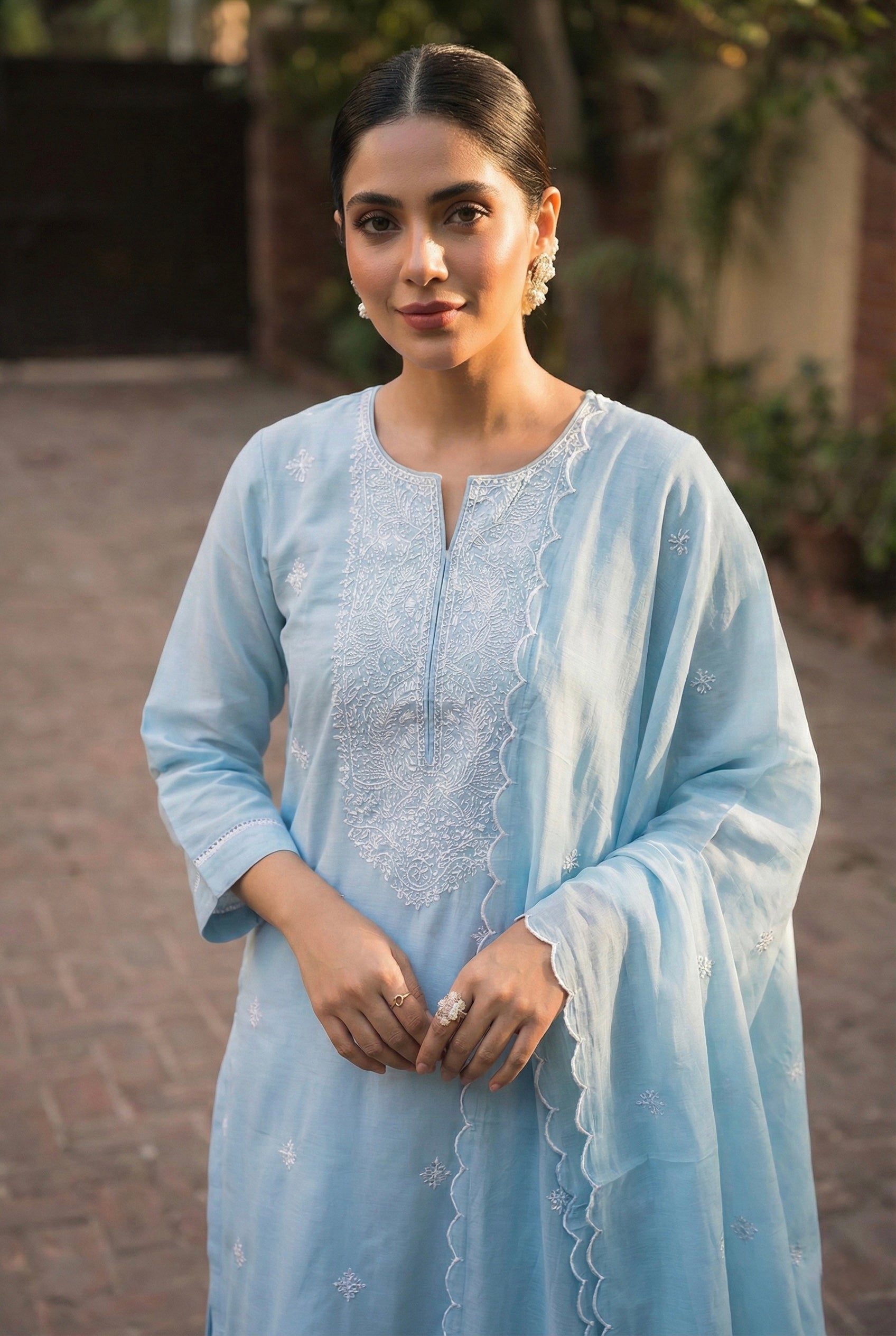 Neel Aabha Embroidered Suit Set | HER-653