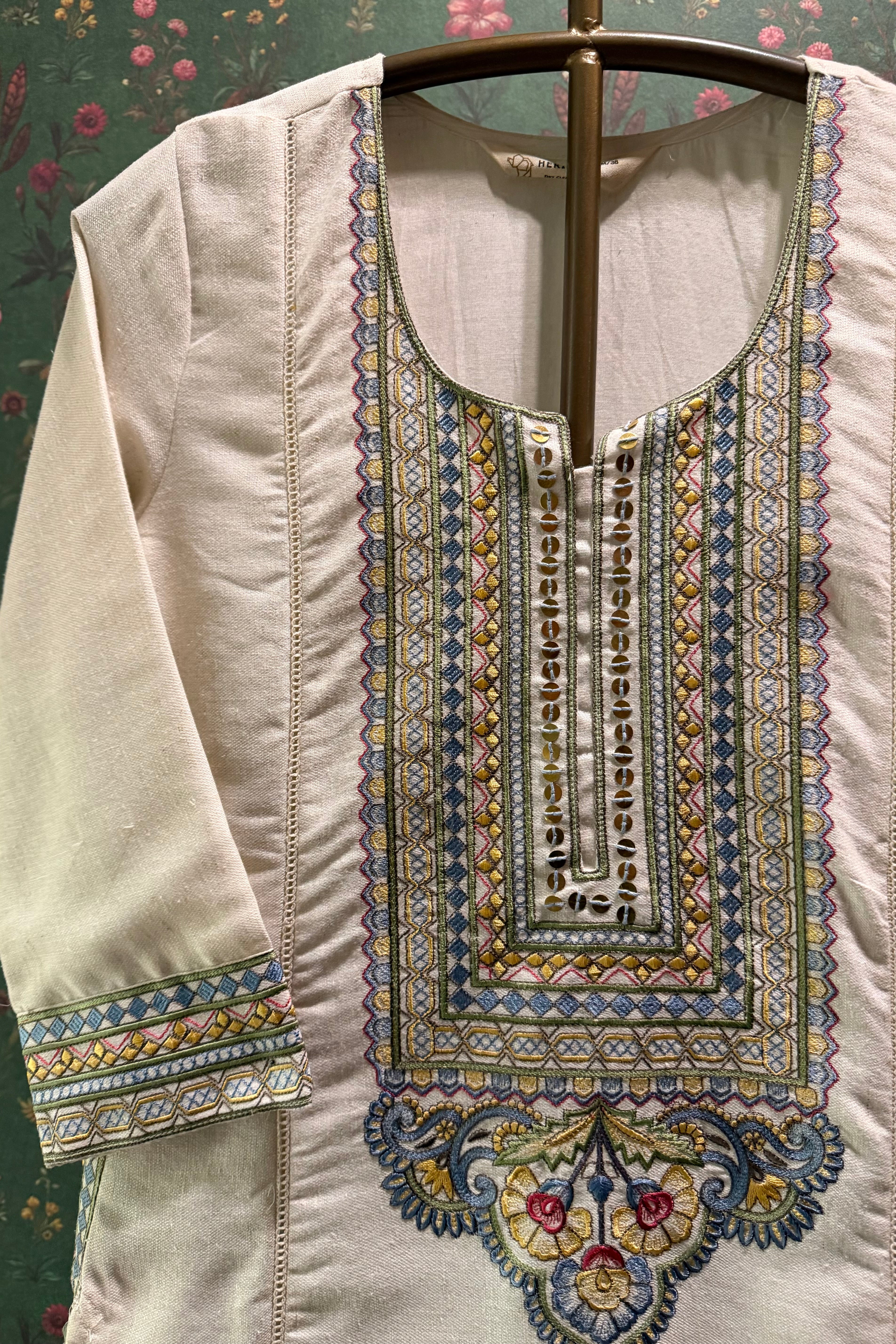 Ivory Meadow Embroidered Co-ord Set x Srishti Bhasin | HER-629