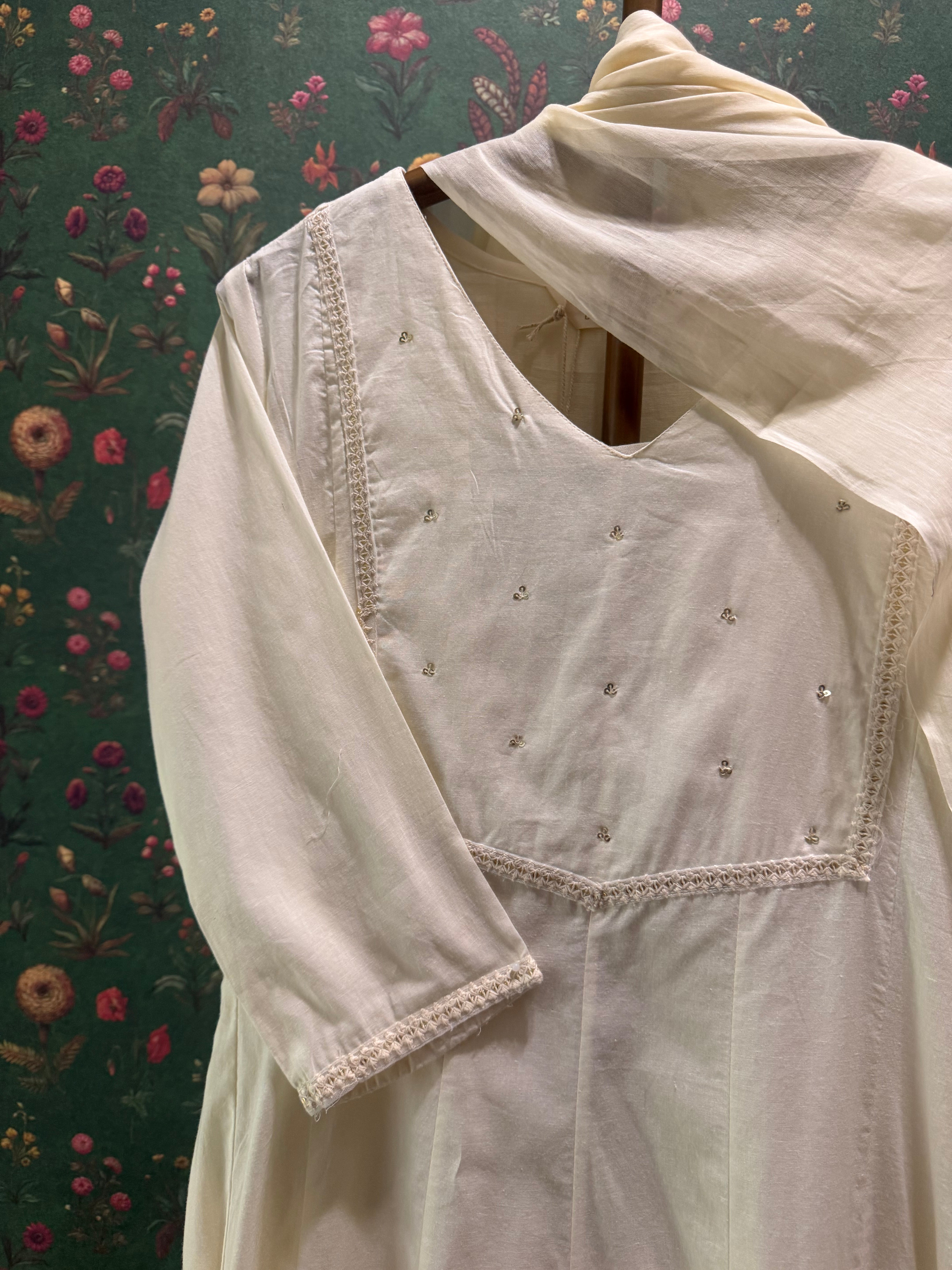 Ivory White A-Line Cotton Suit Set | HER-685